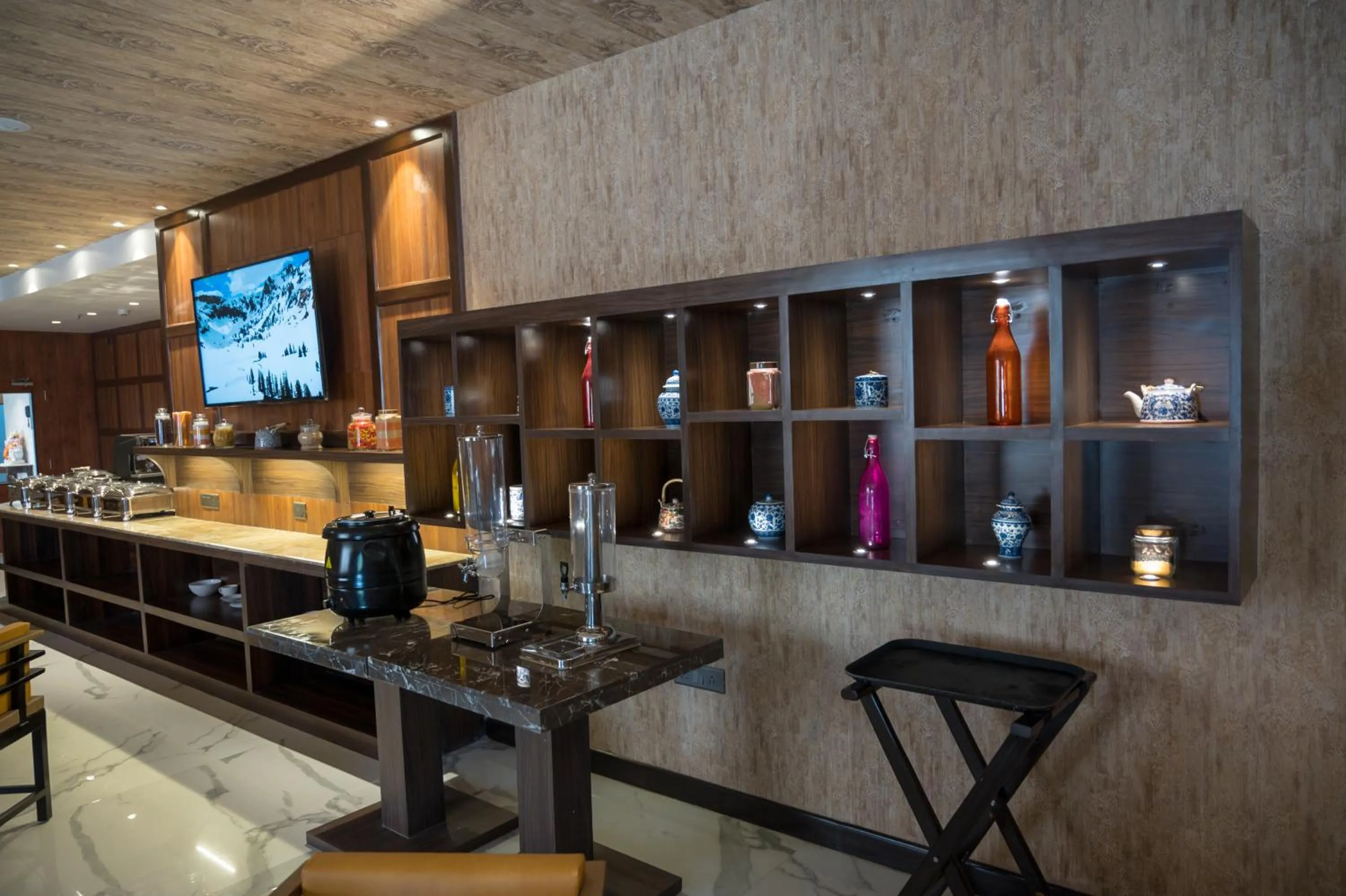 Restaurant/places to eat in Golden Retreat