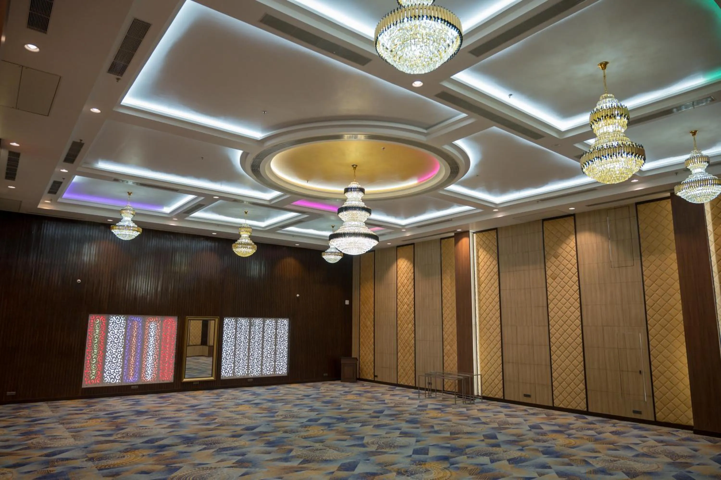 Banquet/Function facilities in Golden Retreat