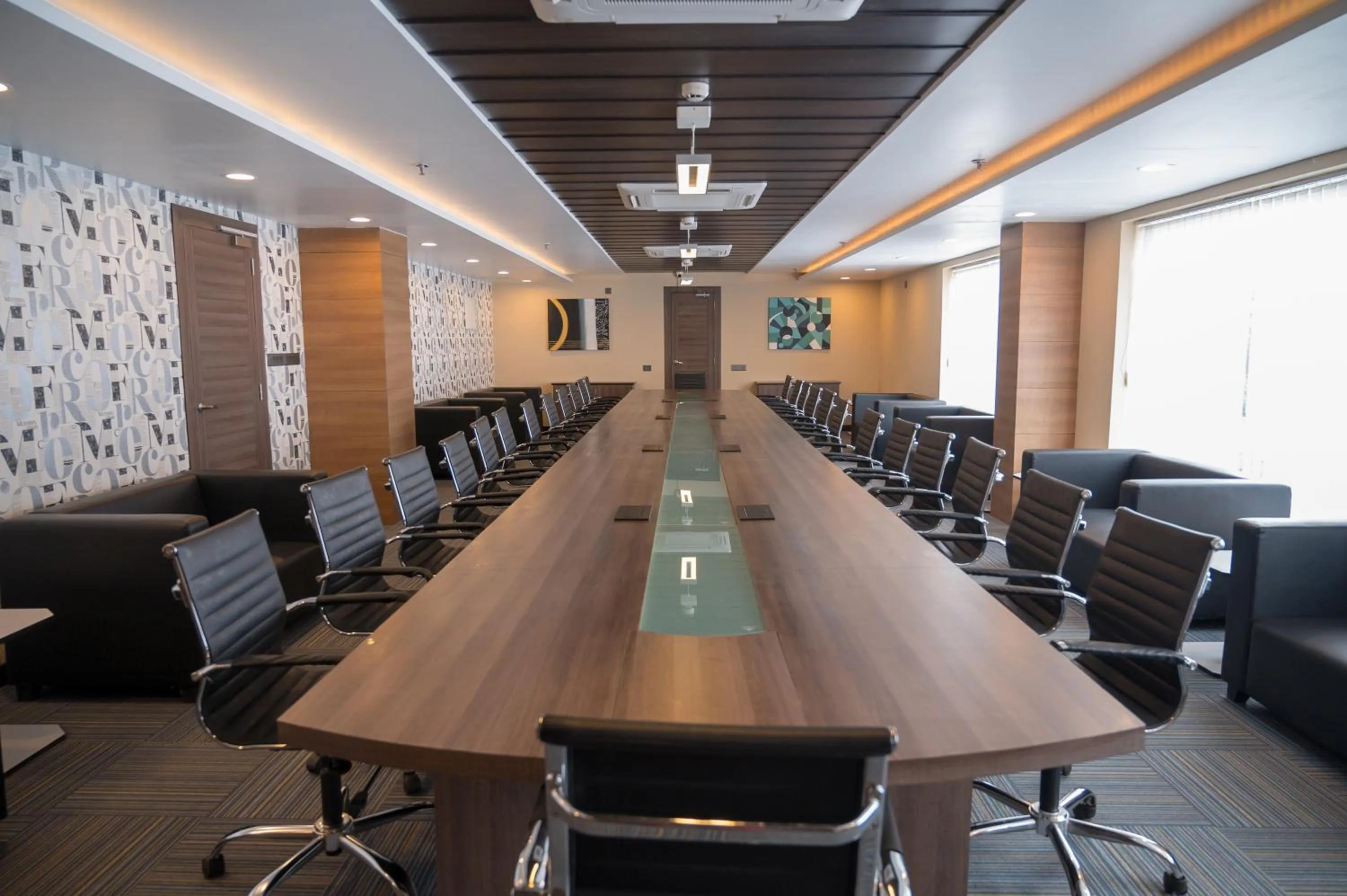 Meeting/conference room in Golden Retreat