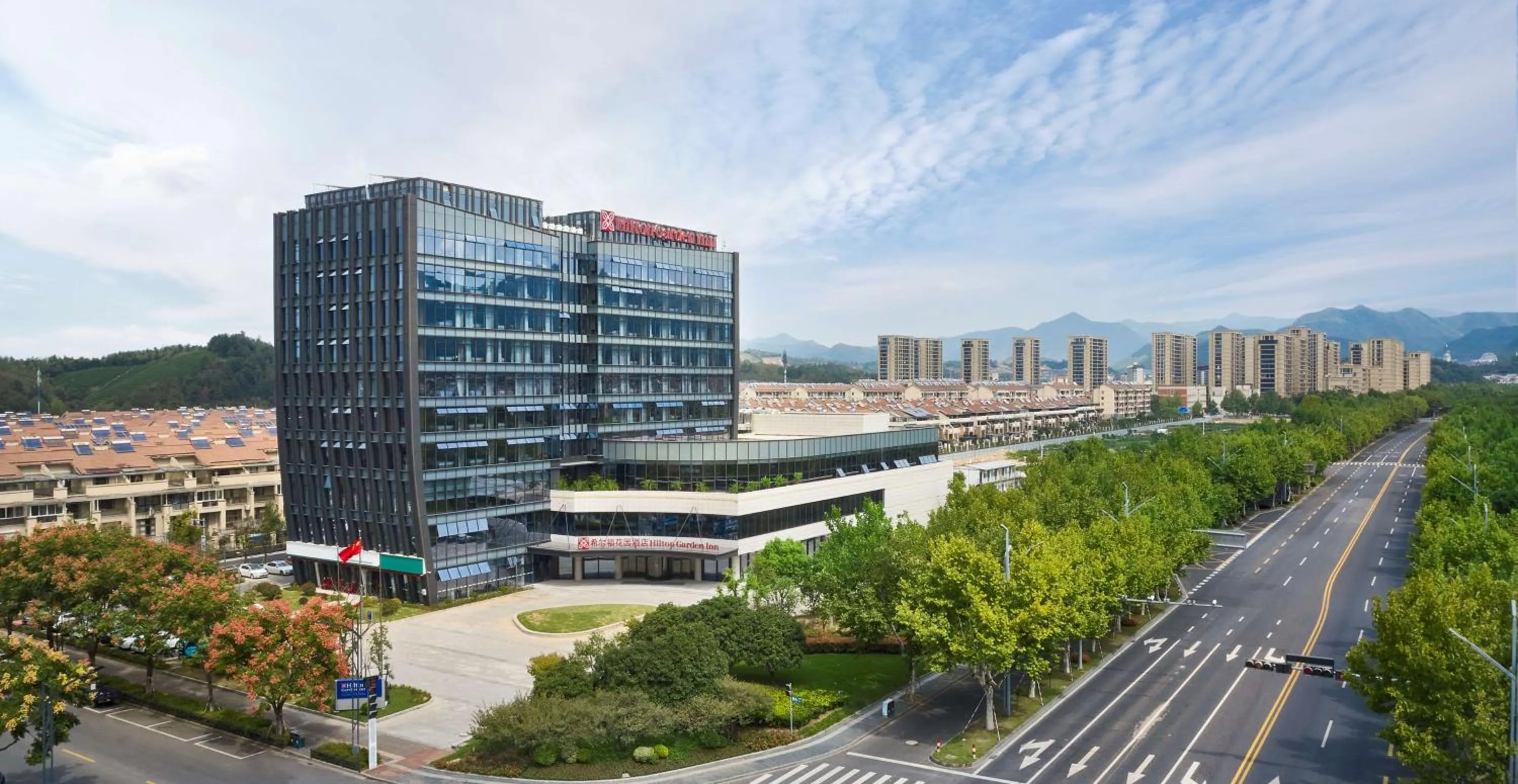 Property building in Hilton Garden Inn Huzhou Anji Phoenix Mountain