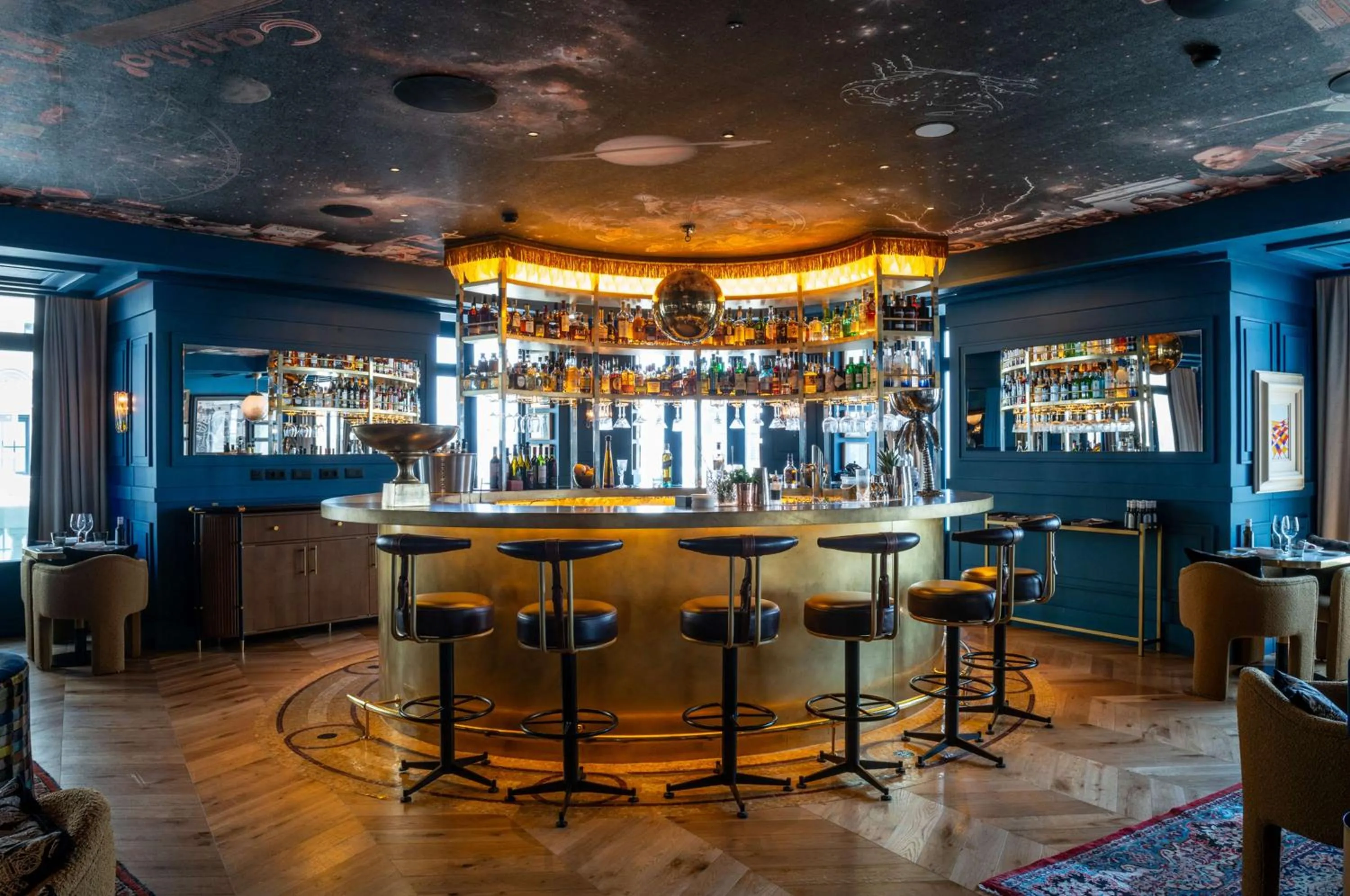 Restaurant/places to eat in Hotel Montera Madrid, Curio Collection By Hilton