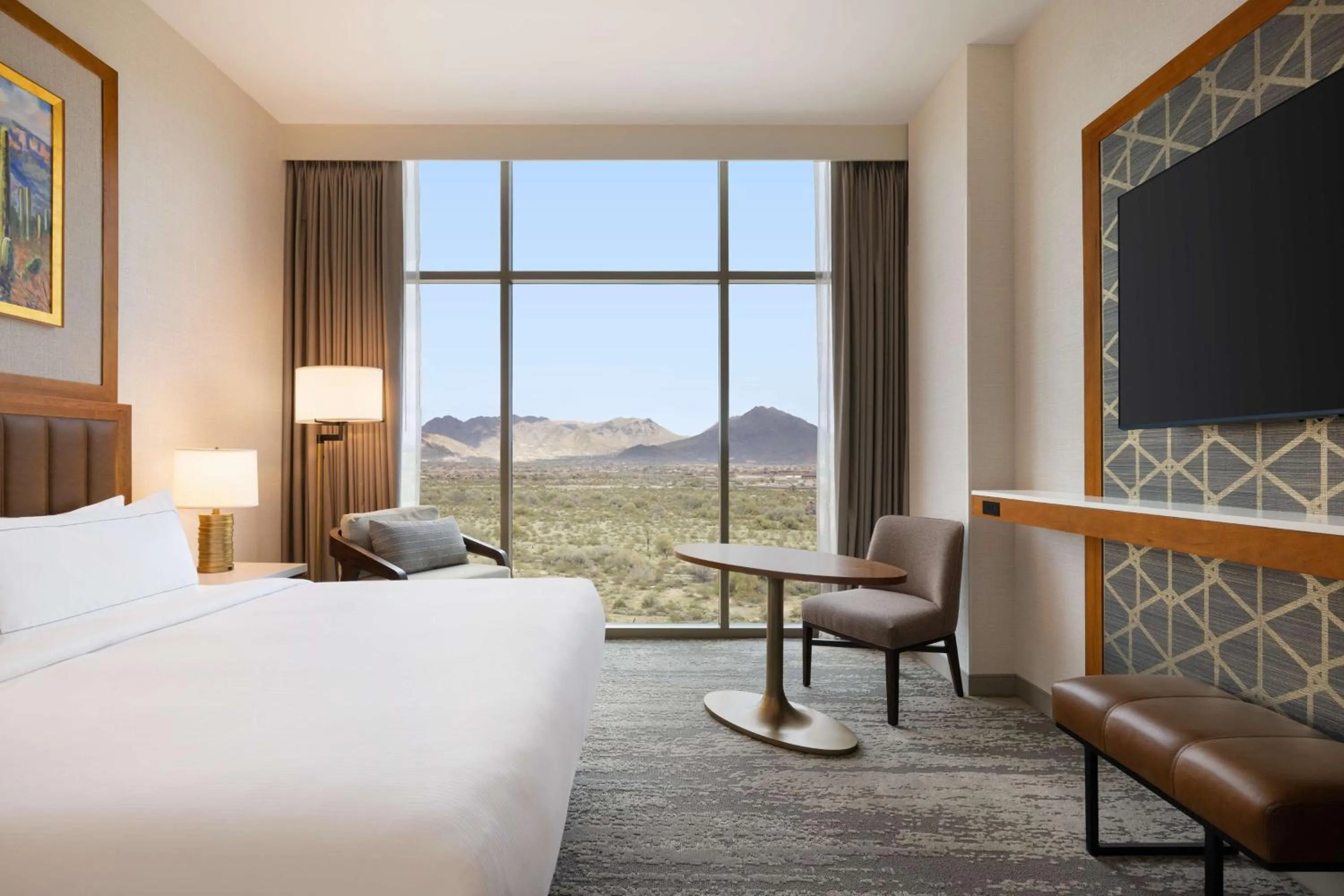 Photo of the whole room, Bed in Hilton North Scottsdale At Cavasson