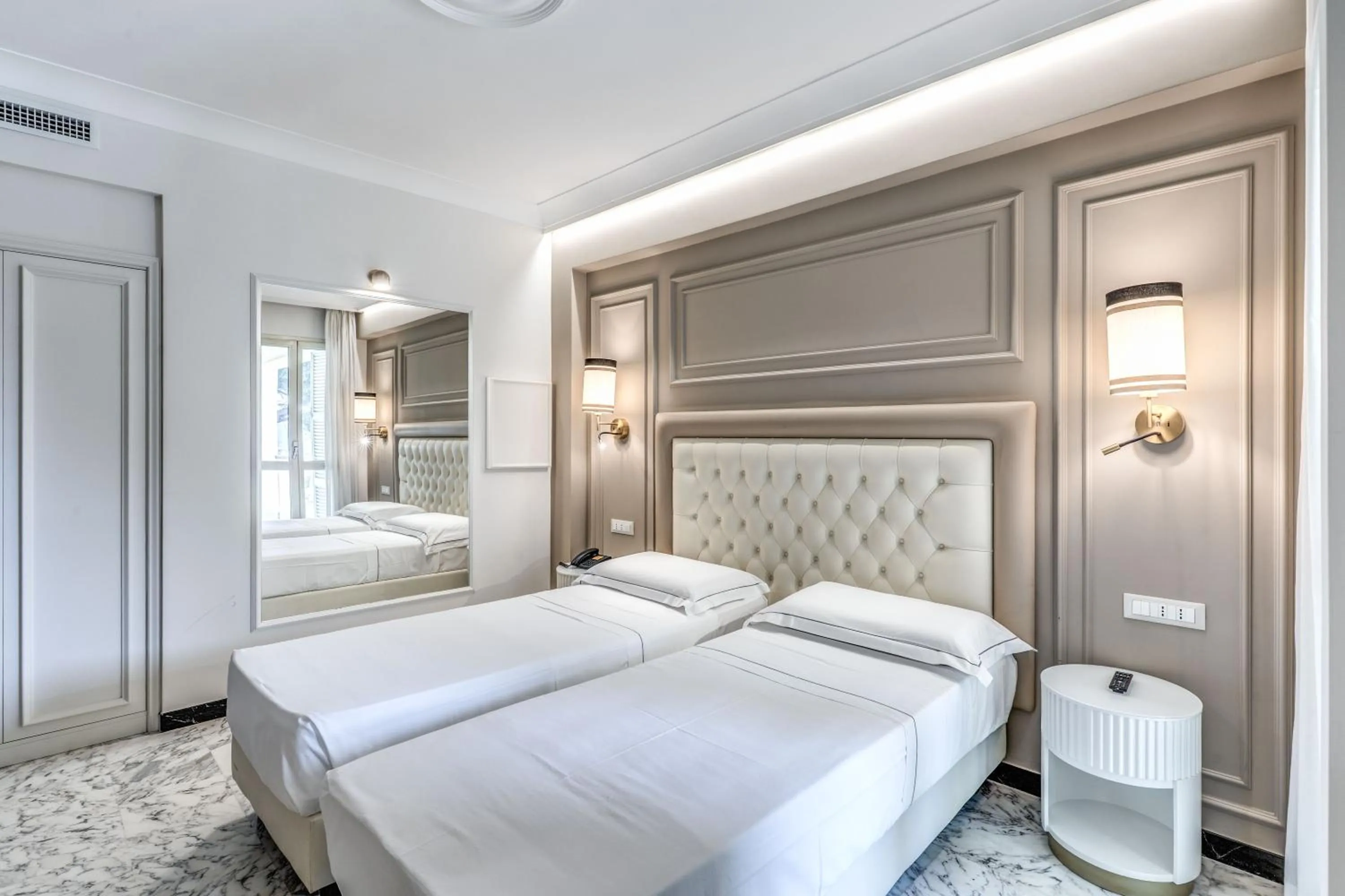 Bed in Hotel Castel Vecchio