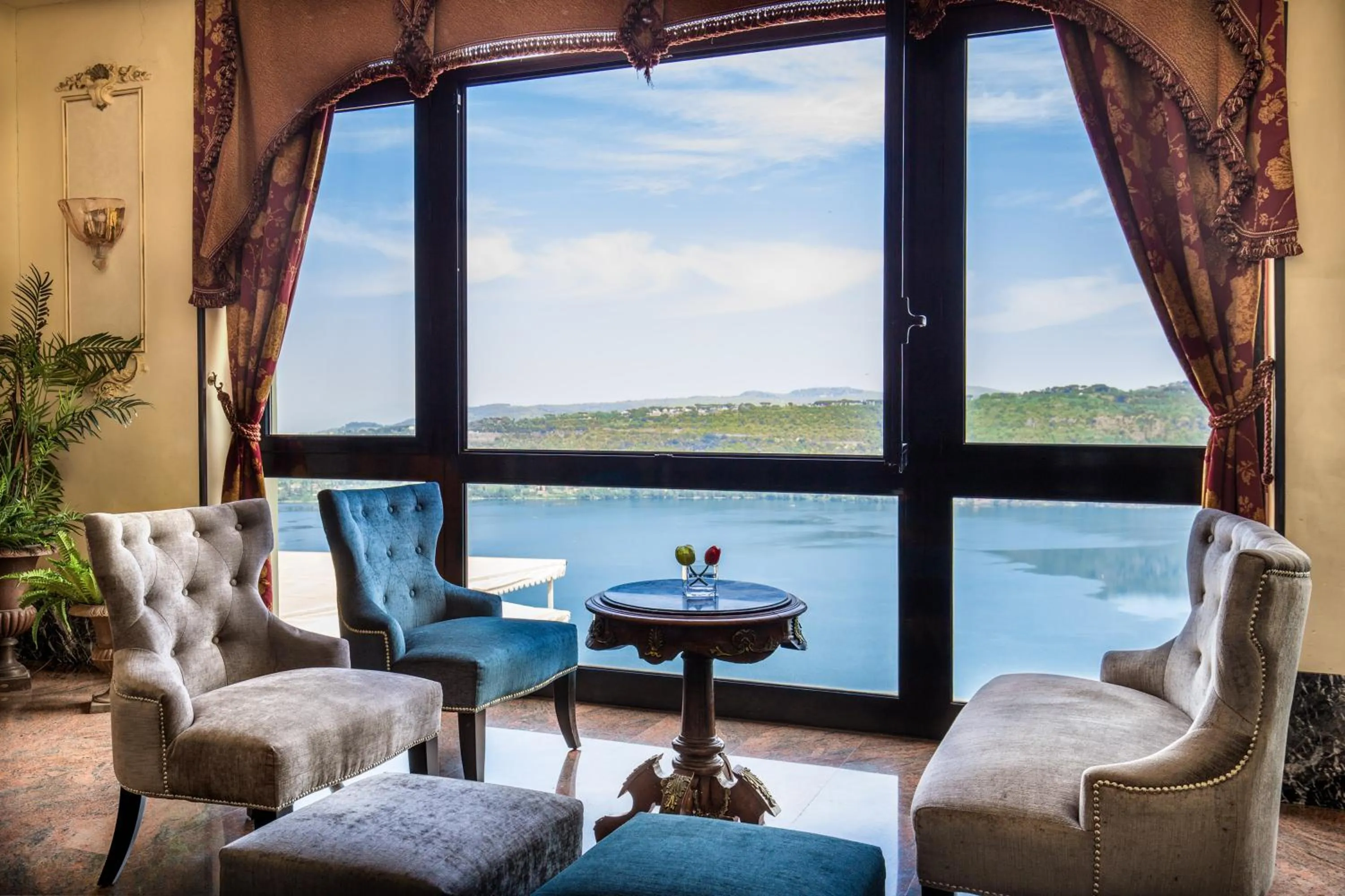 Lounge or bar in Hotel Castel Vecchio