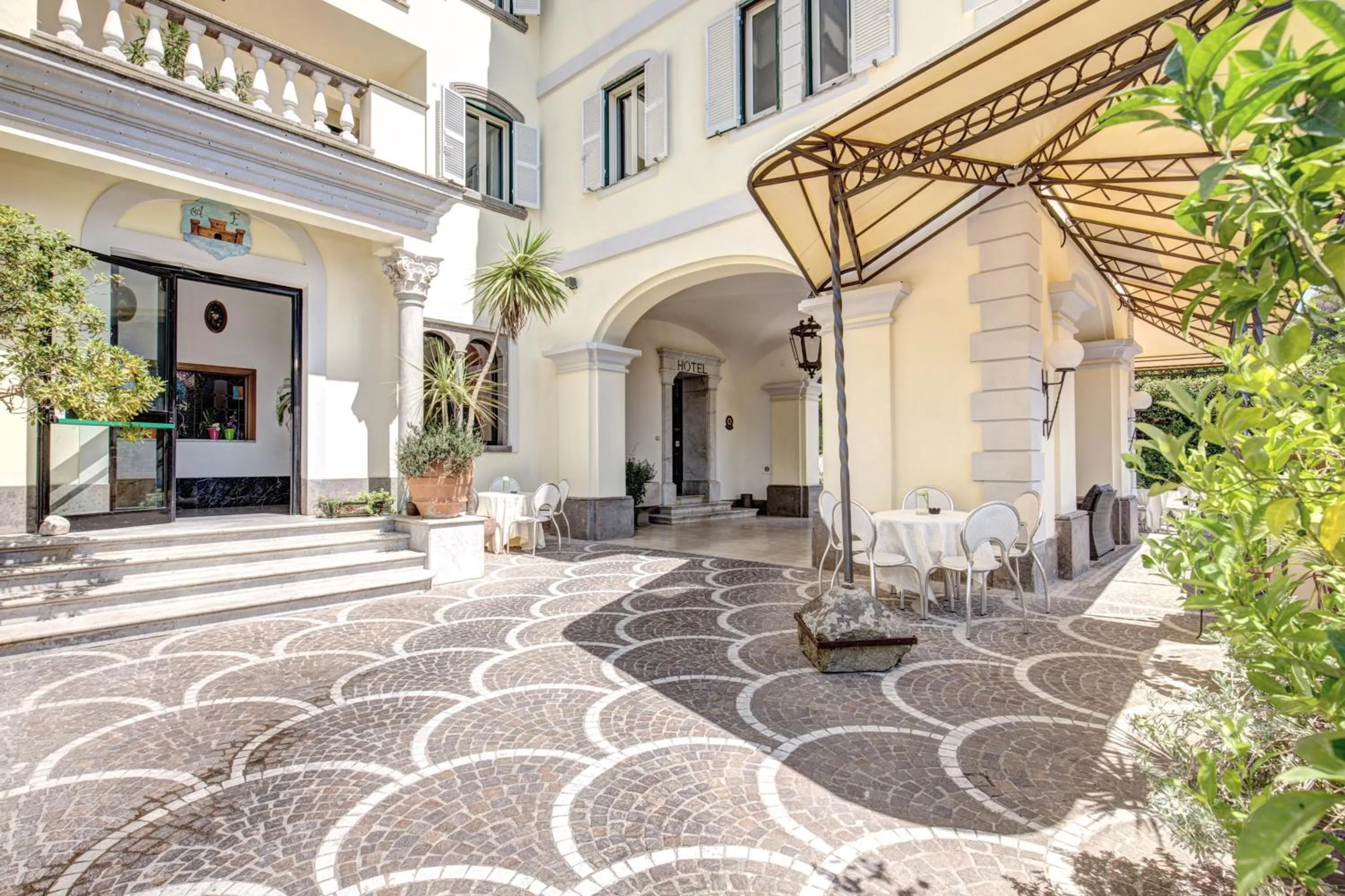 Facade/entrance in Hotel Castel Vecchio
