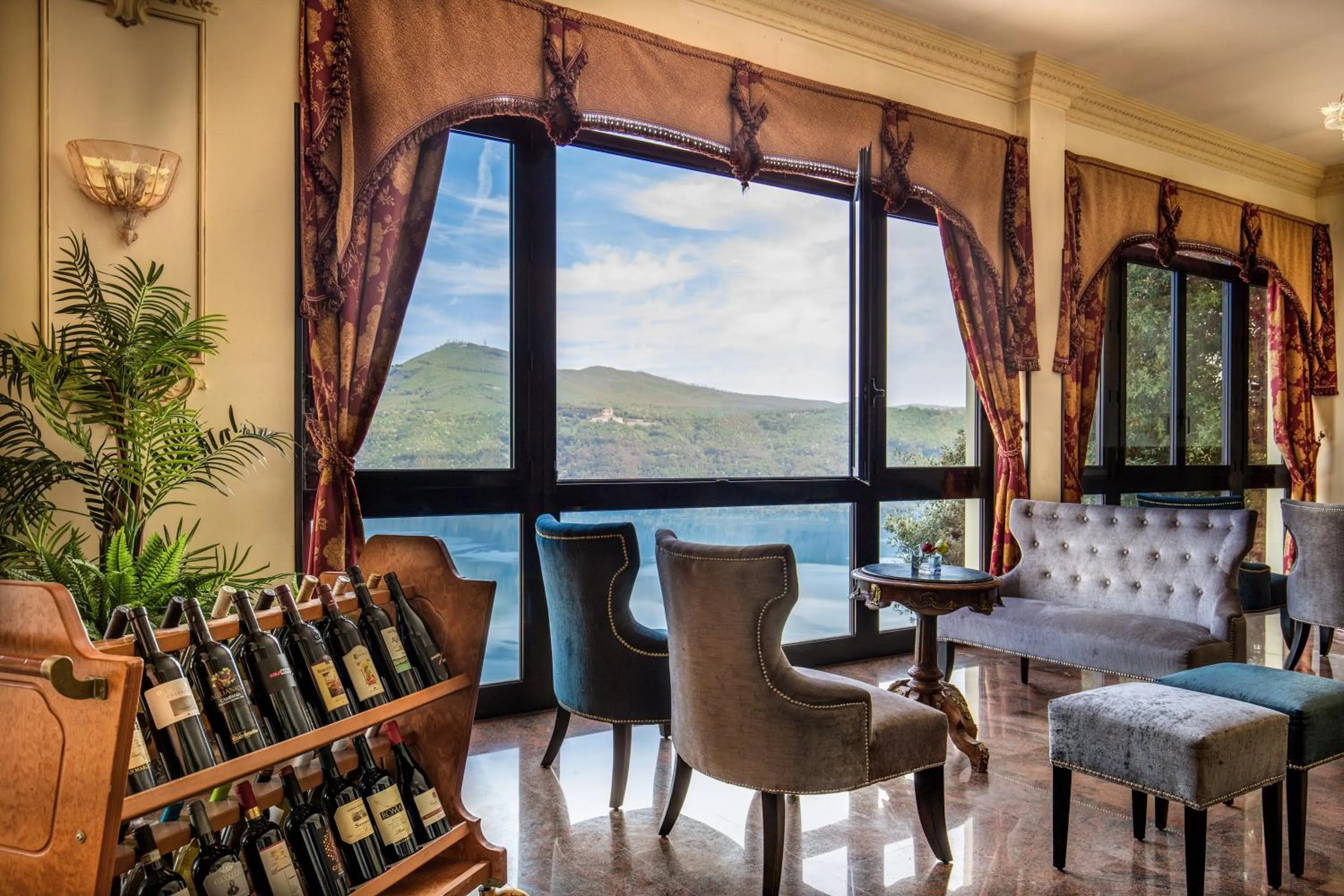Lounge or bar in Hotel Castel Vecchio