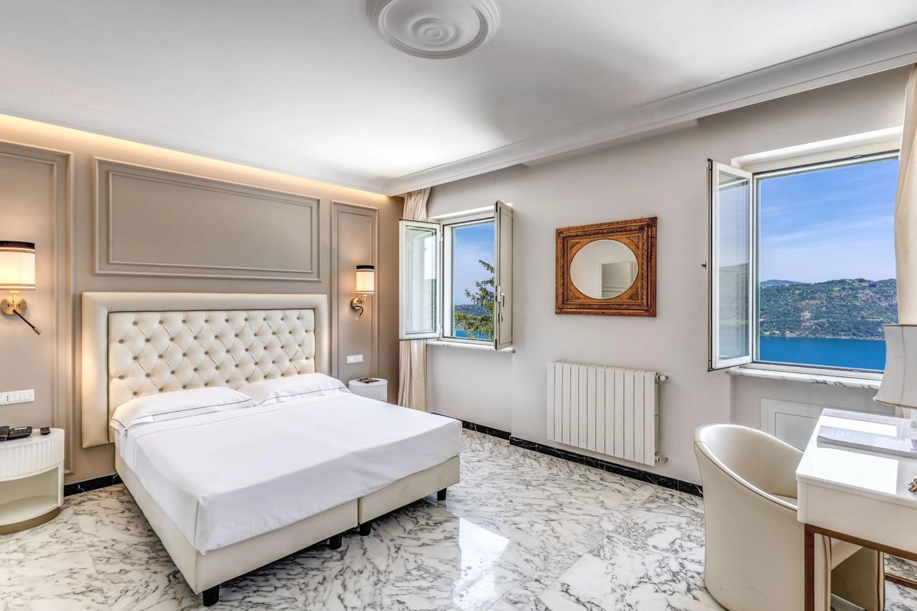 Bed in Hotel Castel Vecchio