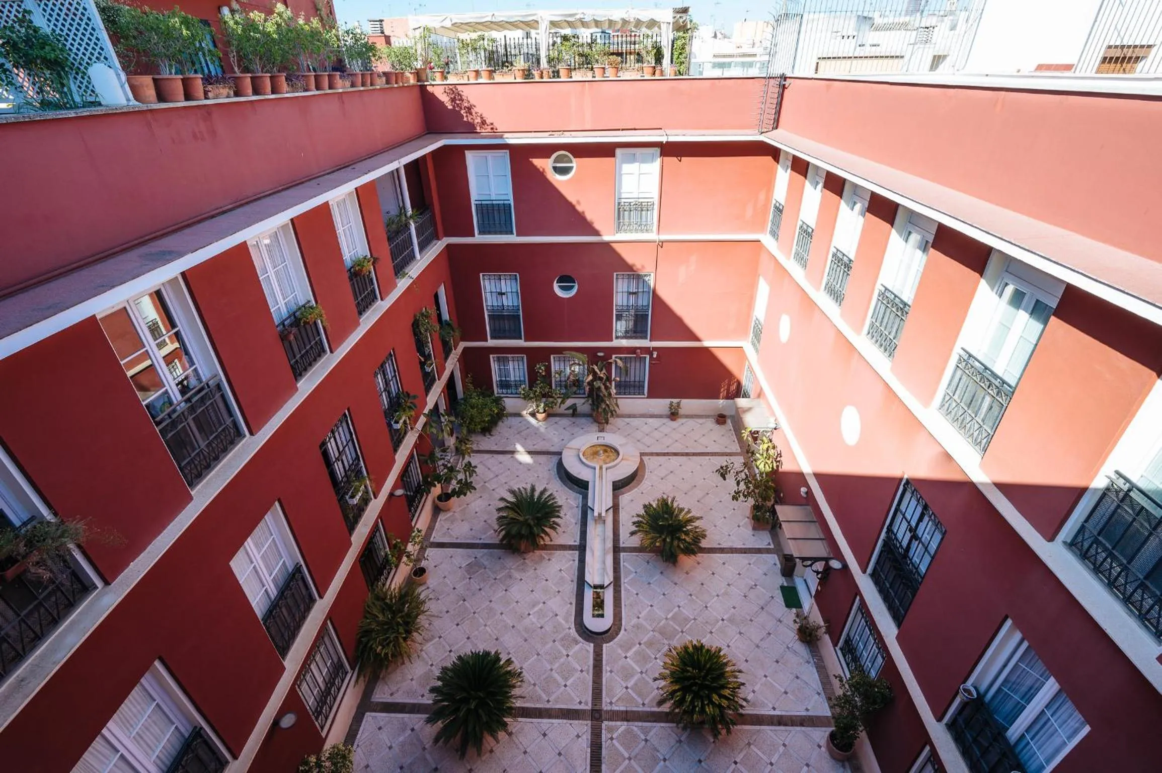 Patio in Lirio Suite Apartment - Private Parking included