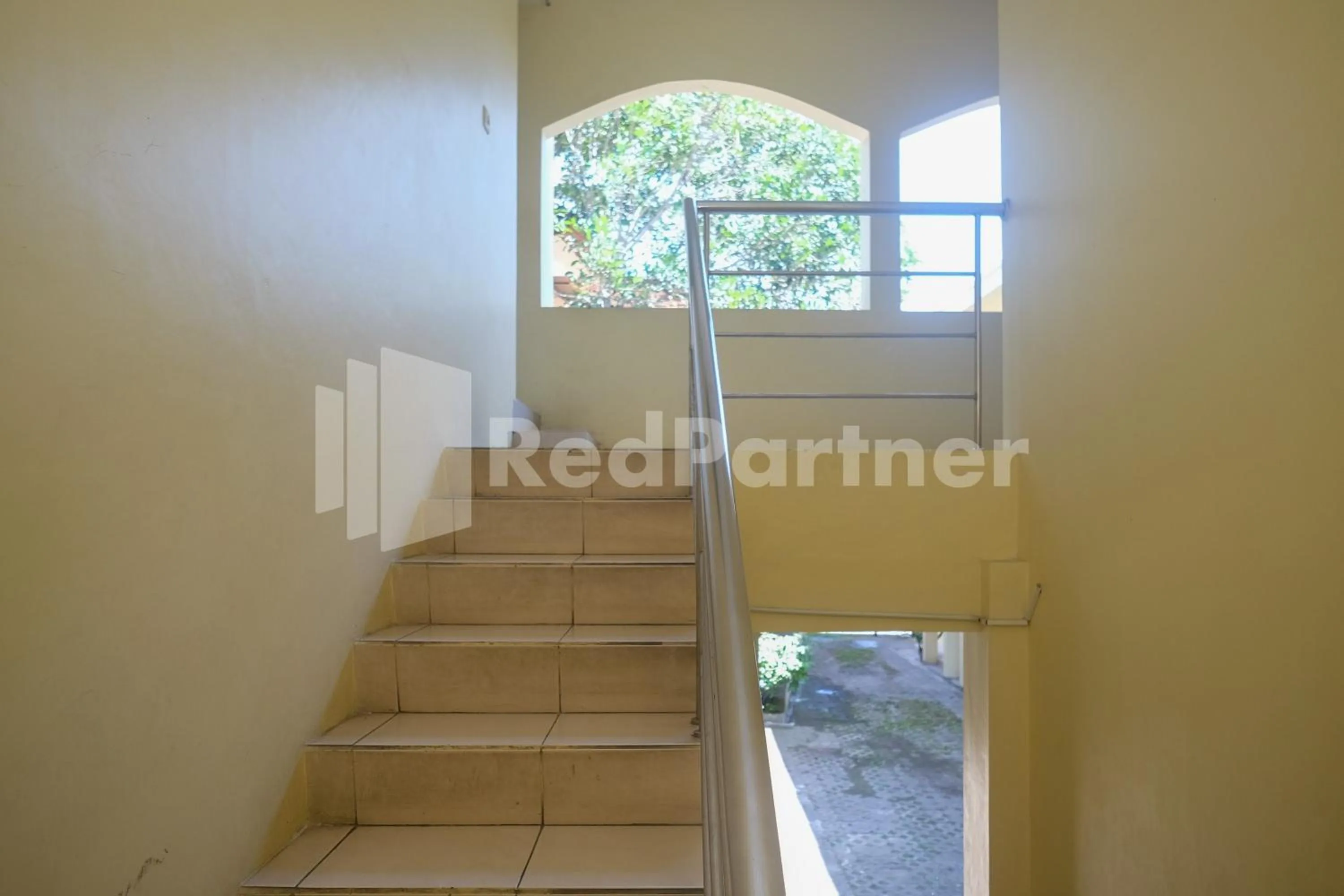 Property building in Wisma Garuda Syariah Condoongcatur Mitra RedDoorz