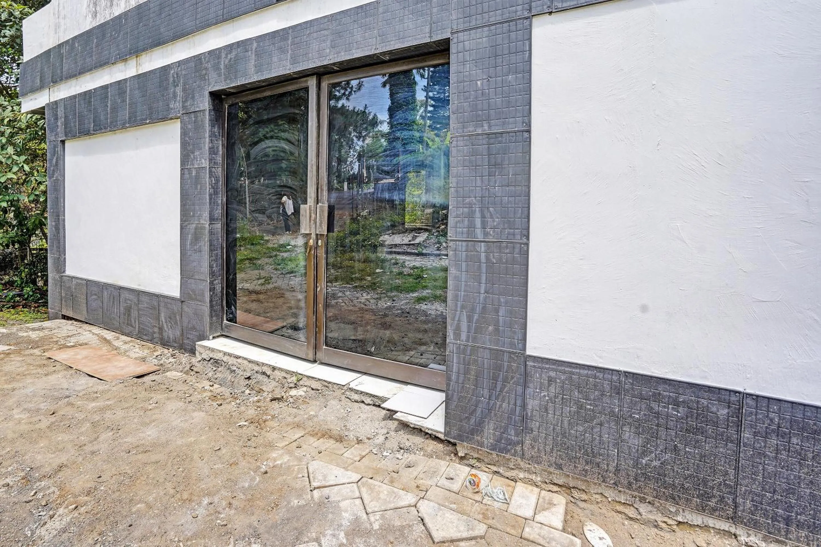 Facade/entrance in Hotel O Villa A1