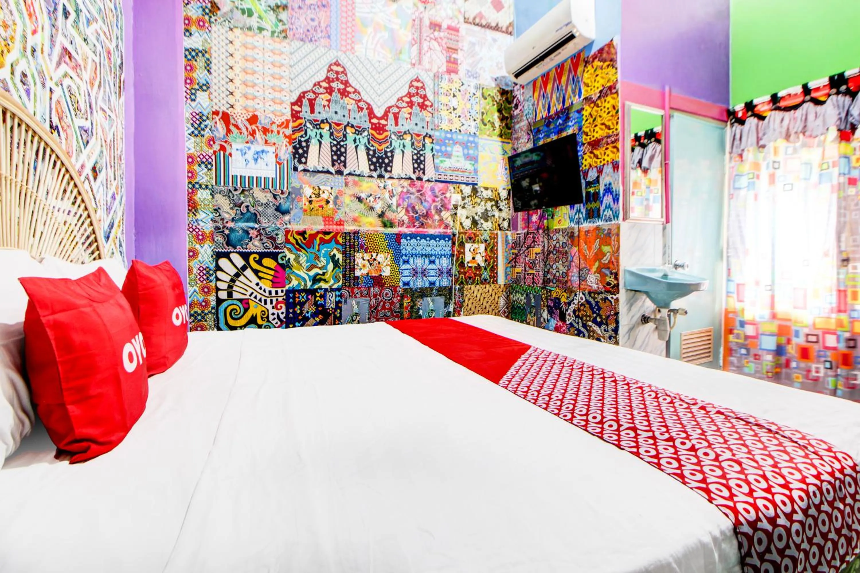 Bedroom, Bed in Oyo 91601 Pelemkecut Double Degree Syariah