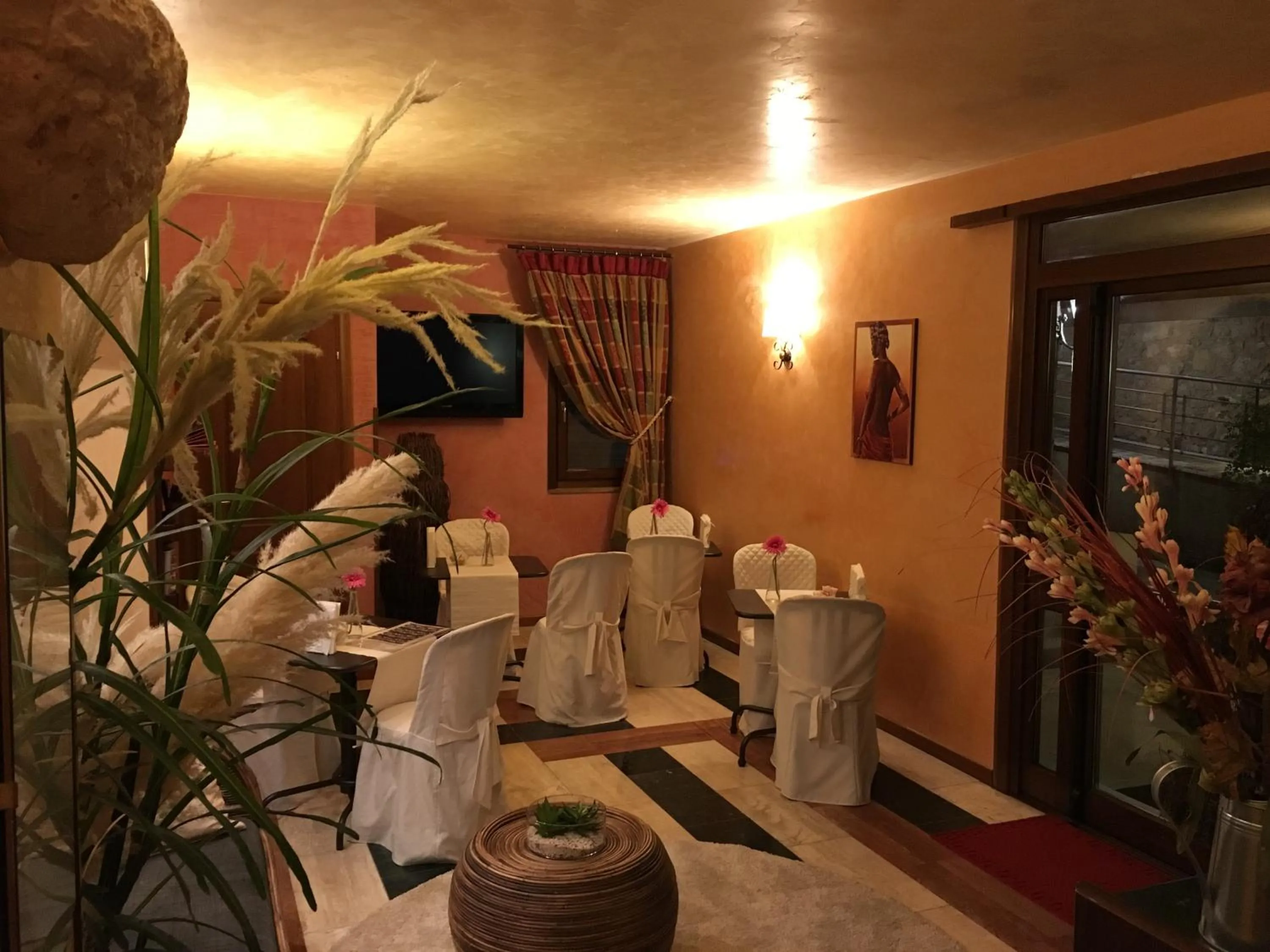 Buffet breakfast in Hotel Al Ritrovo