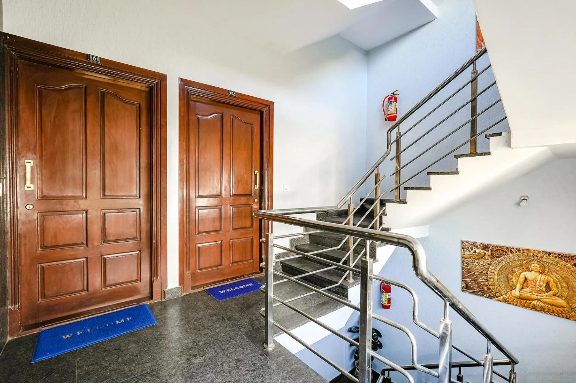 Lobby or reception in Windfall Service Apartment