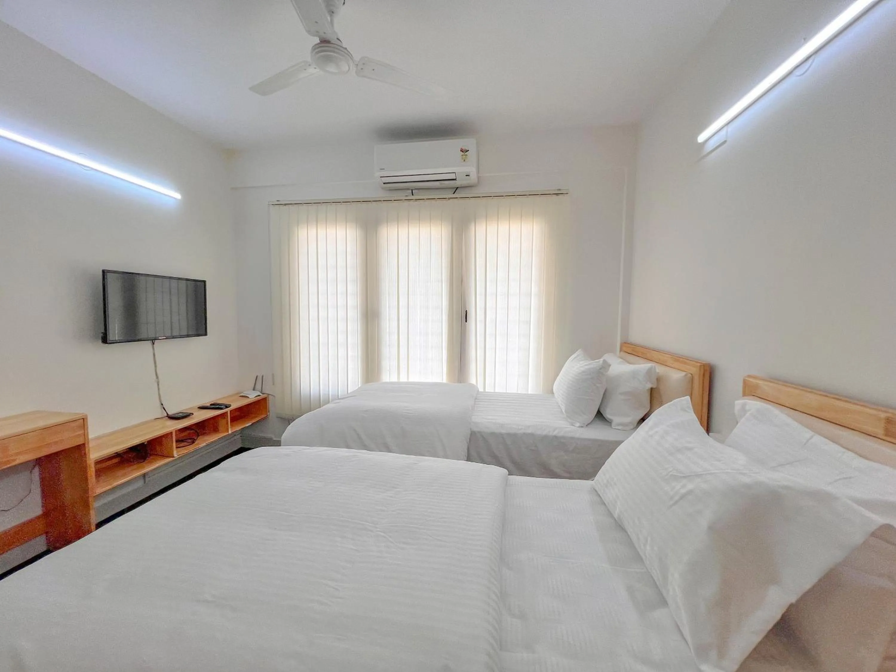 Bed in Windfall Service Apartment