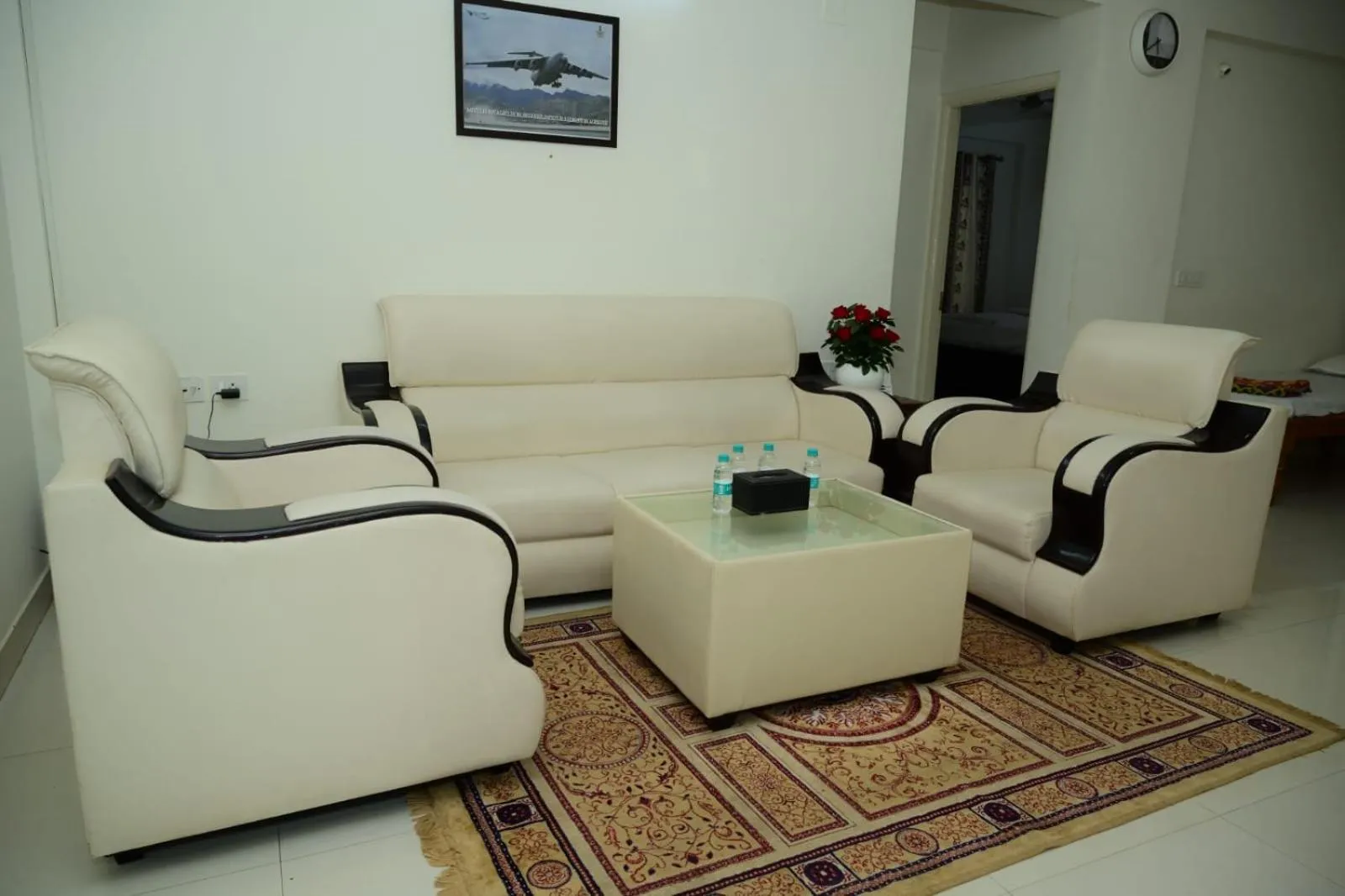 Windfall Service Apartment