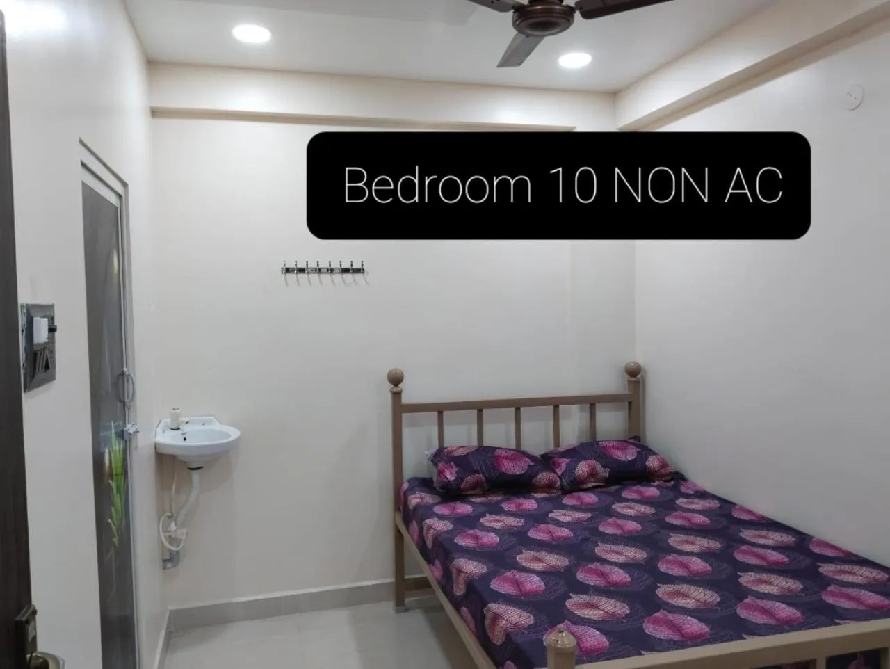 Bed in VIJAY BALAJI MAHAL A/C