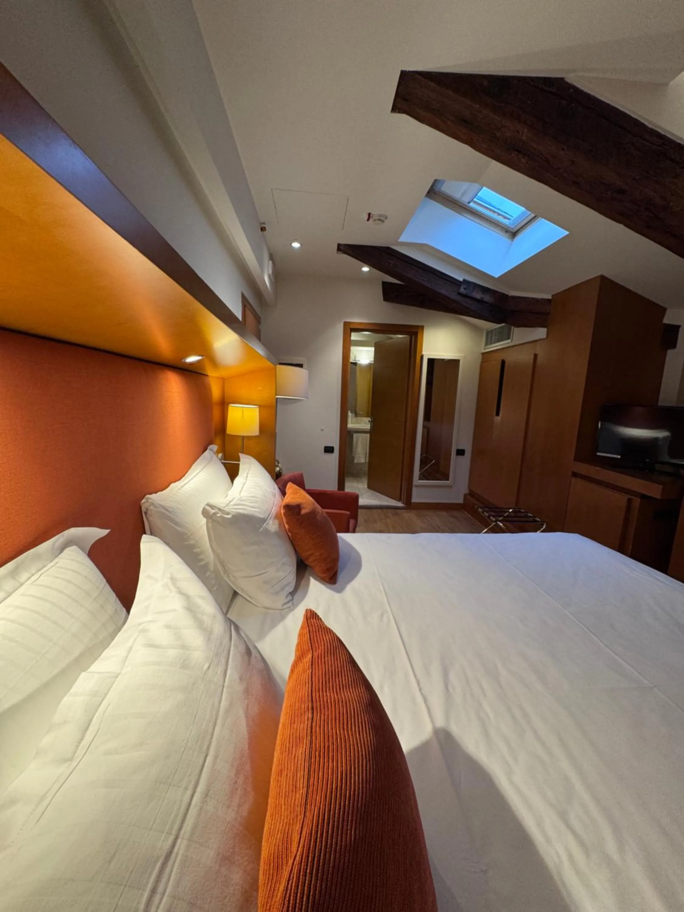 Bedroom, Bed in Ruzzini Palace Hotel