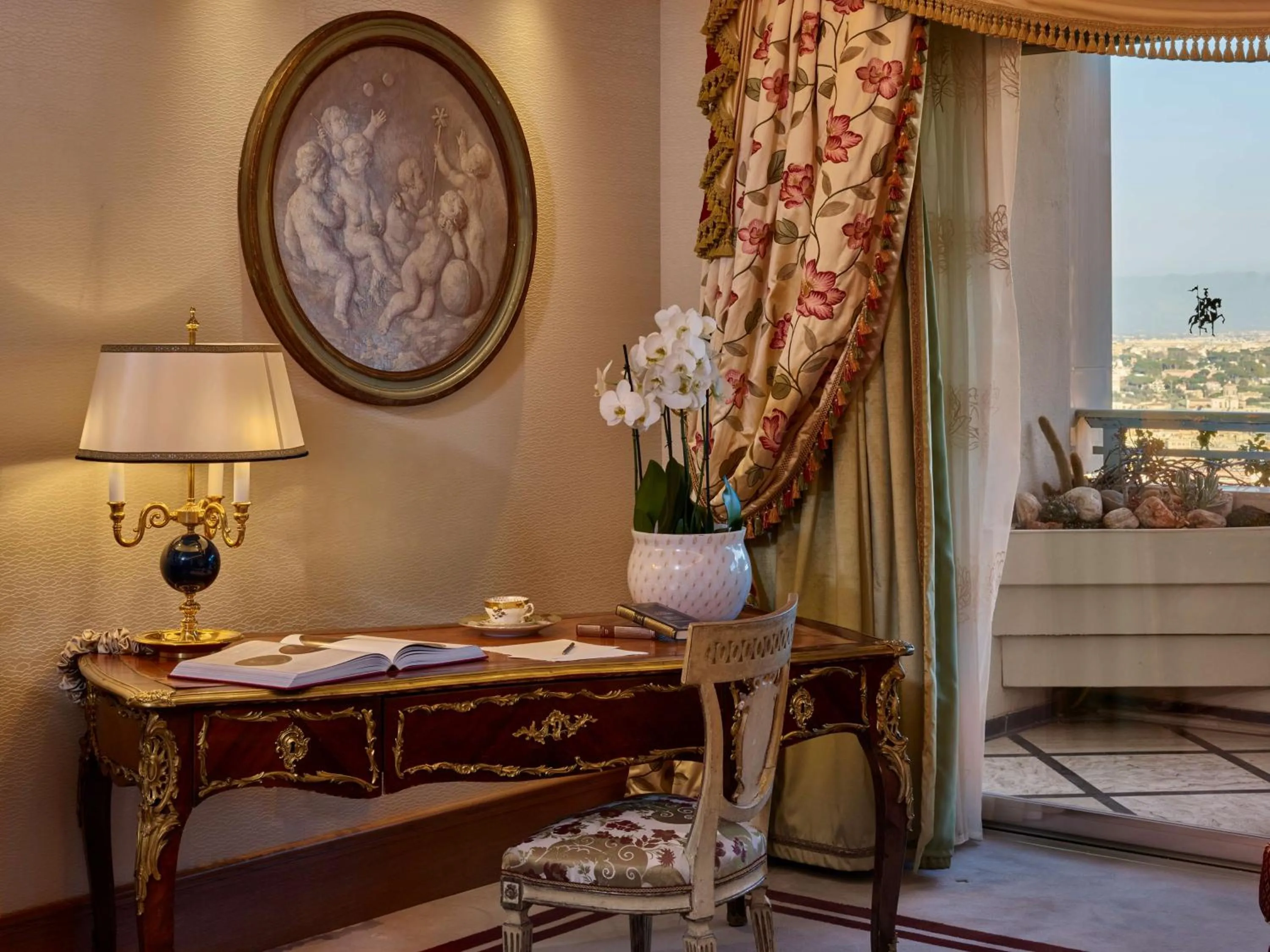 Bedroom in Rome Cavalieri, A Waldorf Astoria Hotel