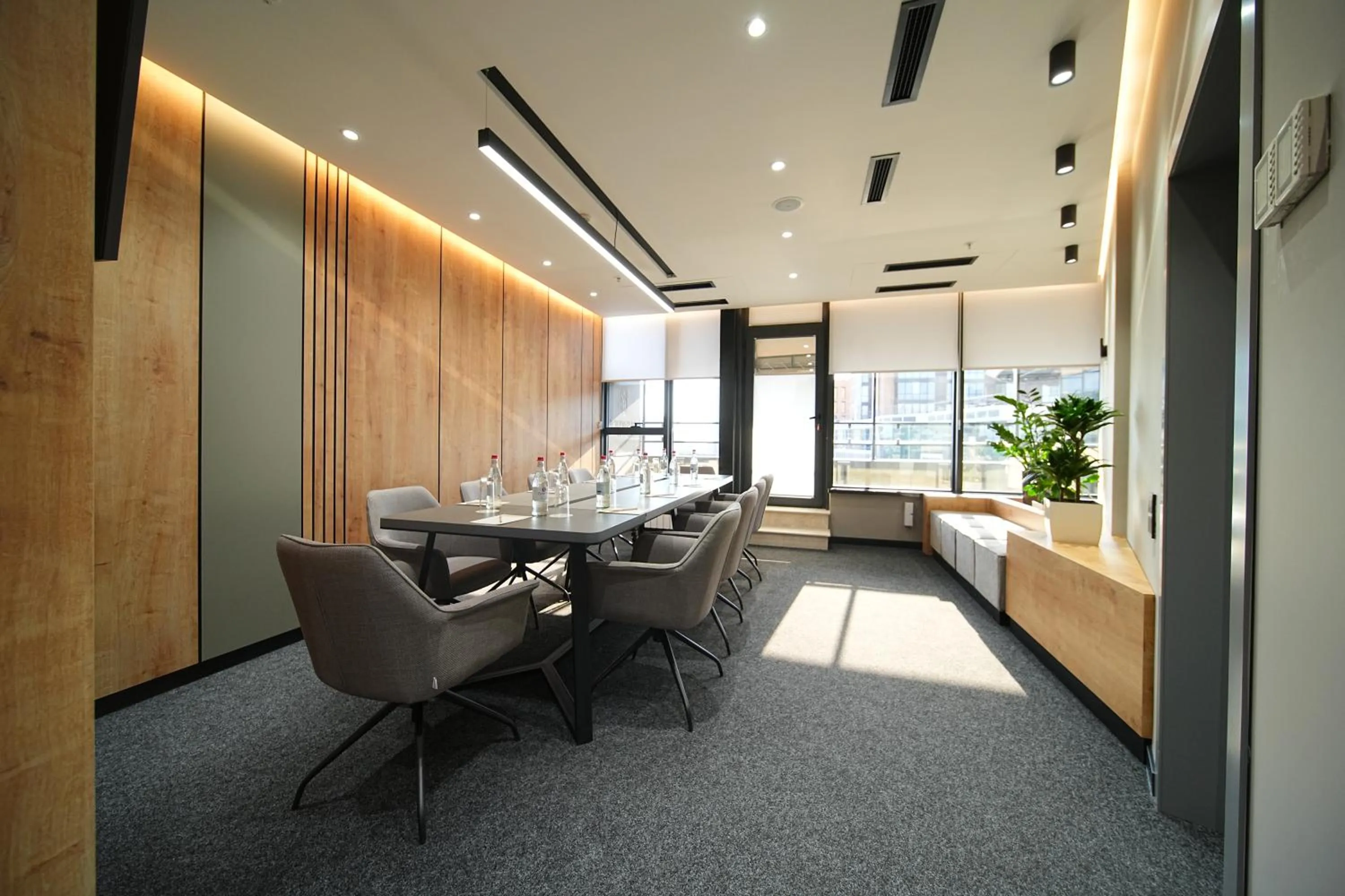 Meeting/conference room in Yerevan Place Hotel