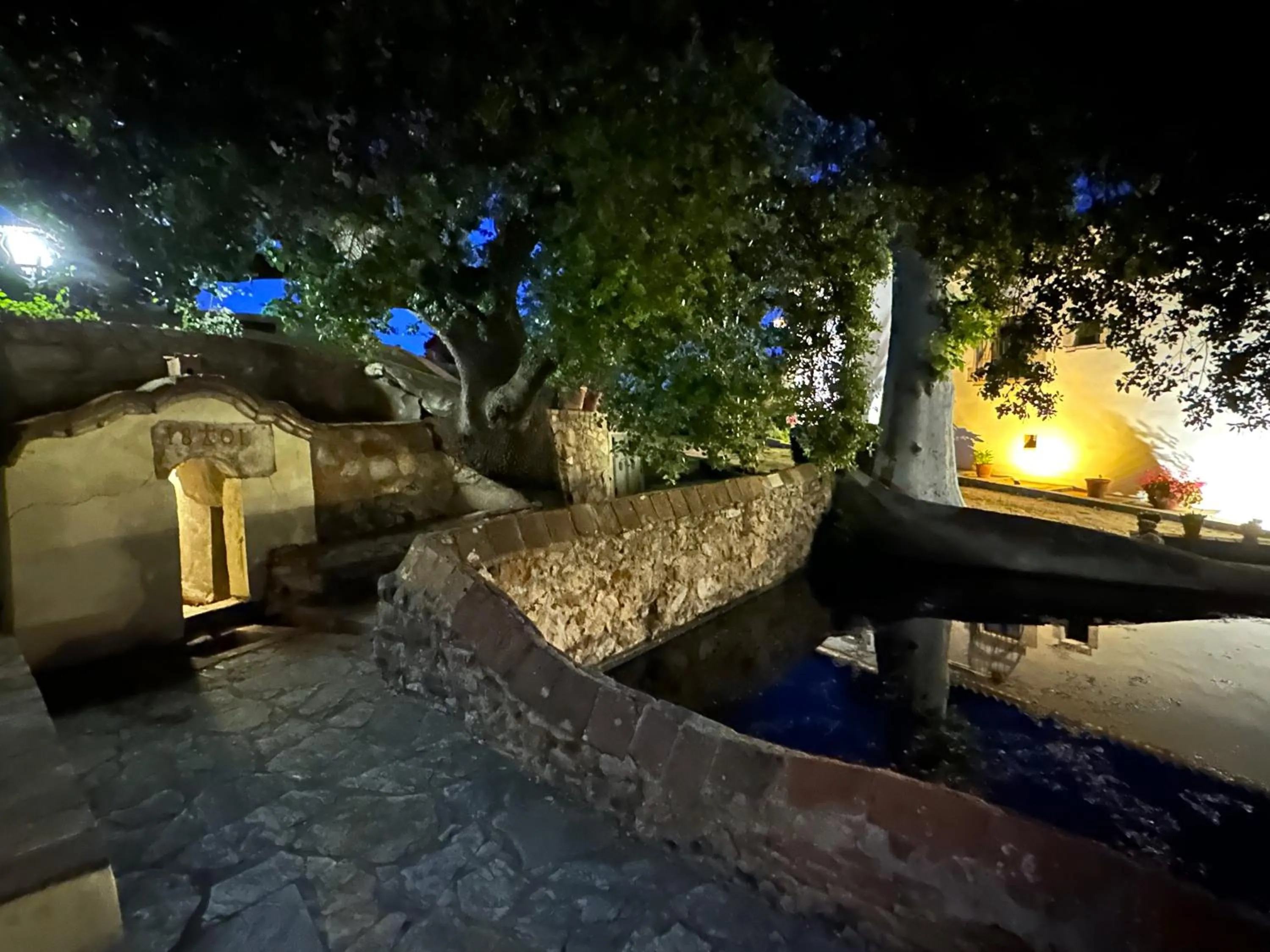 Property building in Masia Can Viver - Olive oil tourism B&B