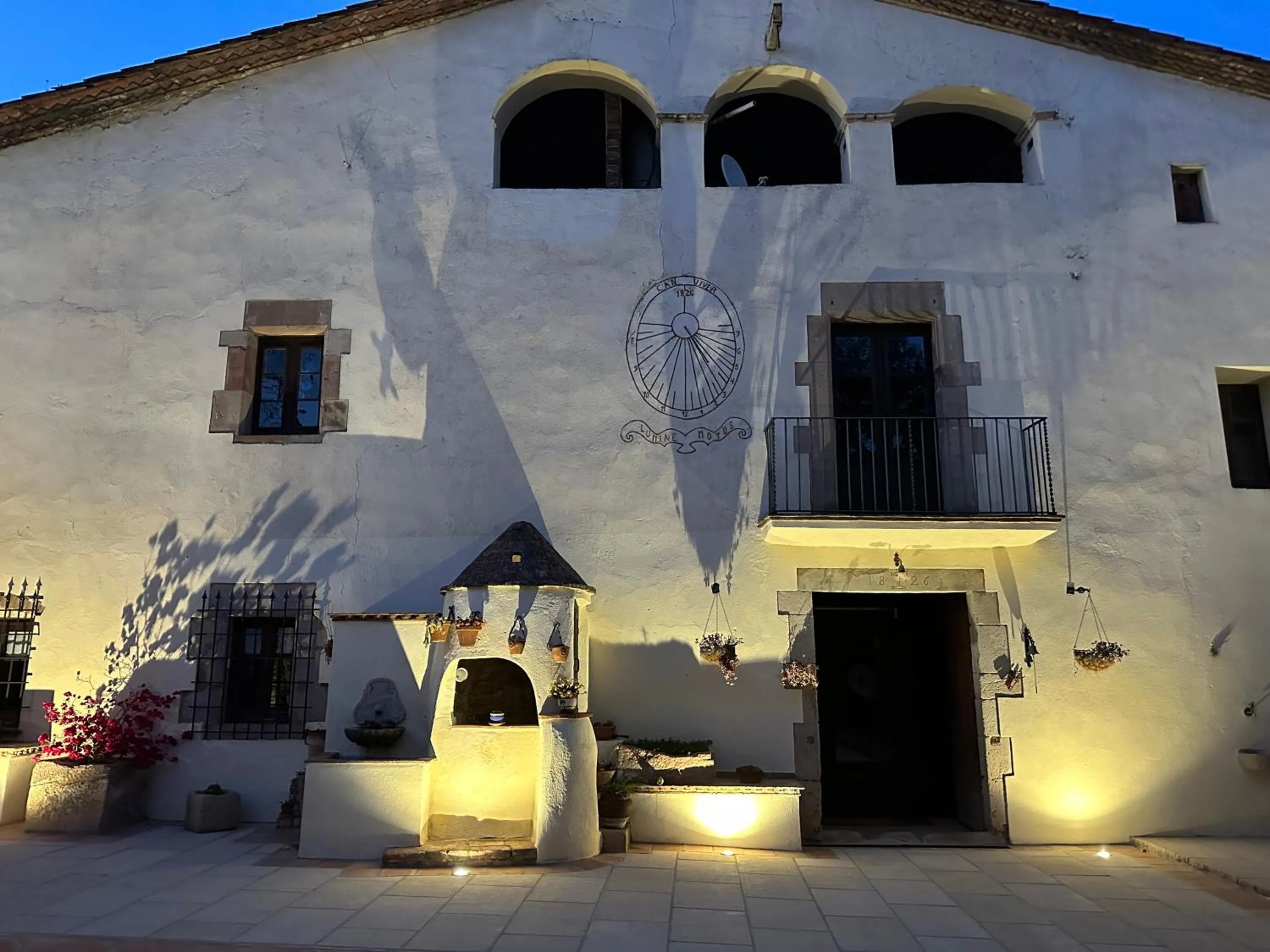 Property building in Masia Can Viver - Olive oil tourism B&B