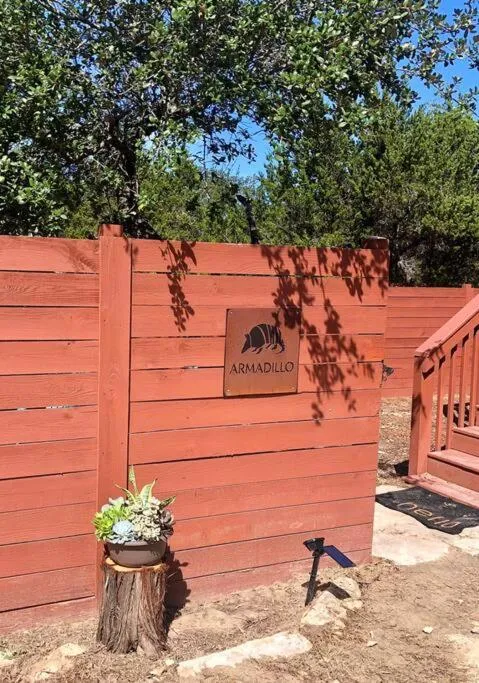 The Armadillo Cabin - Cabins At Rim Rock