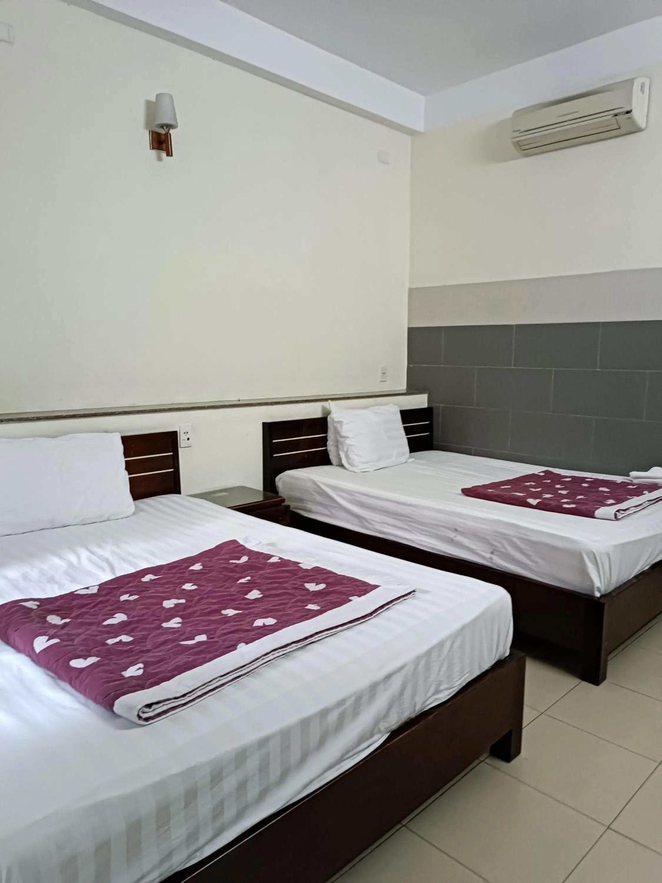 Bedroom, Bed in OYO 1171 Tay Hai Hotel