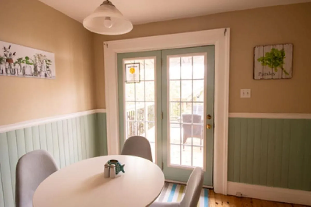 Dining area in Canalside Restaurant & Inn