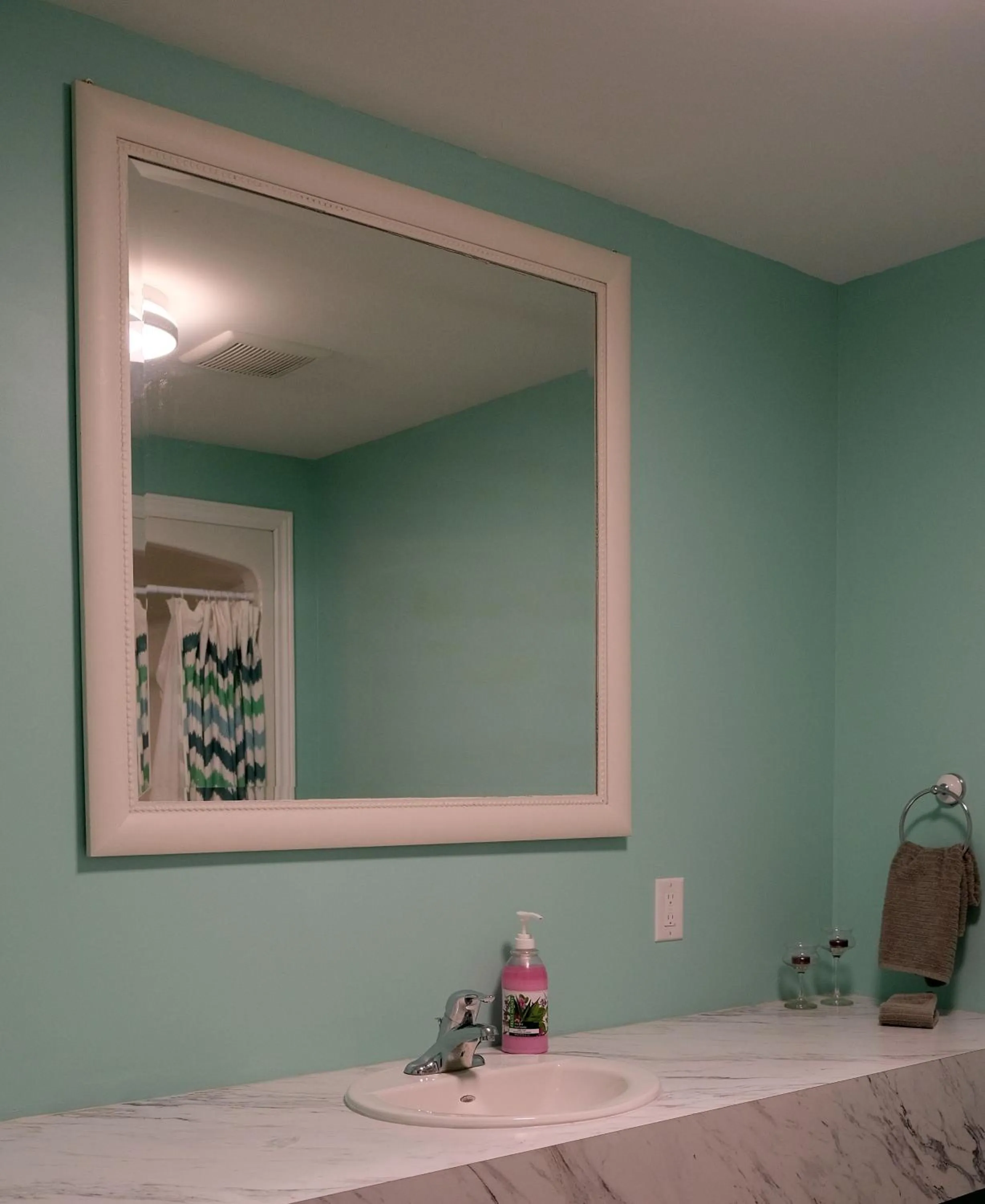 Bathroom in Canalside Restaurant & Inn