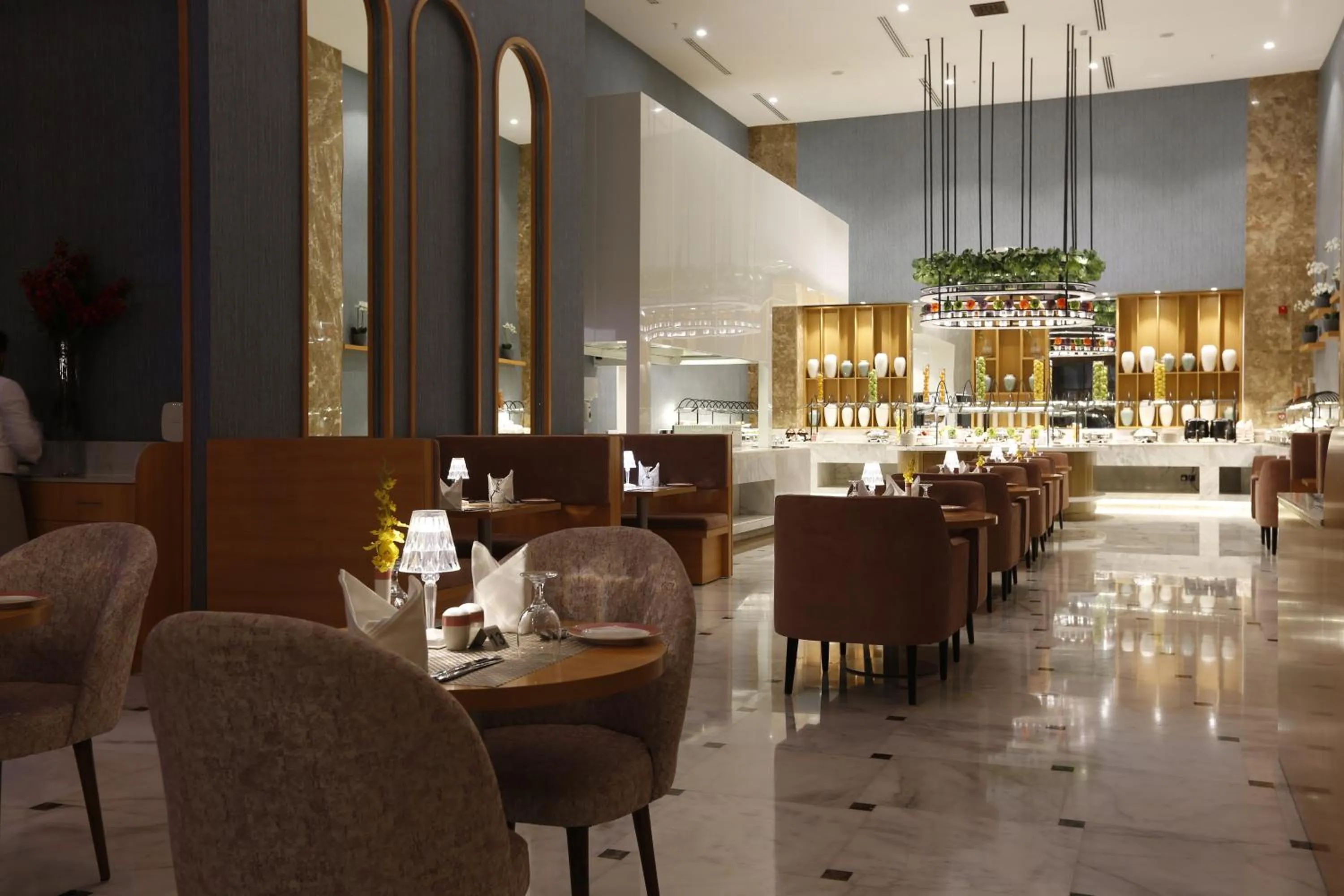 Restaurant/places to eat in Cantonal Hotel by Warwick