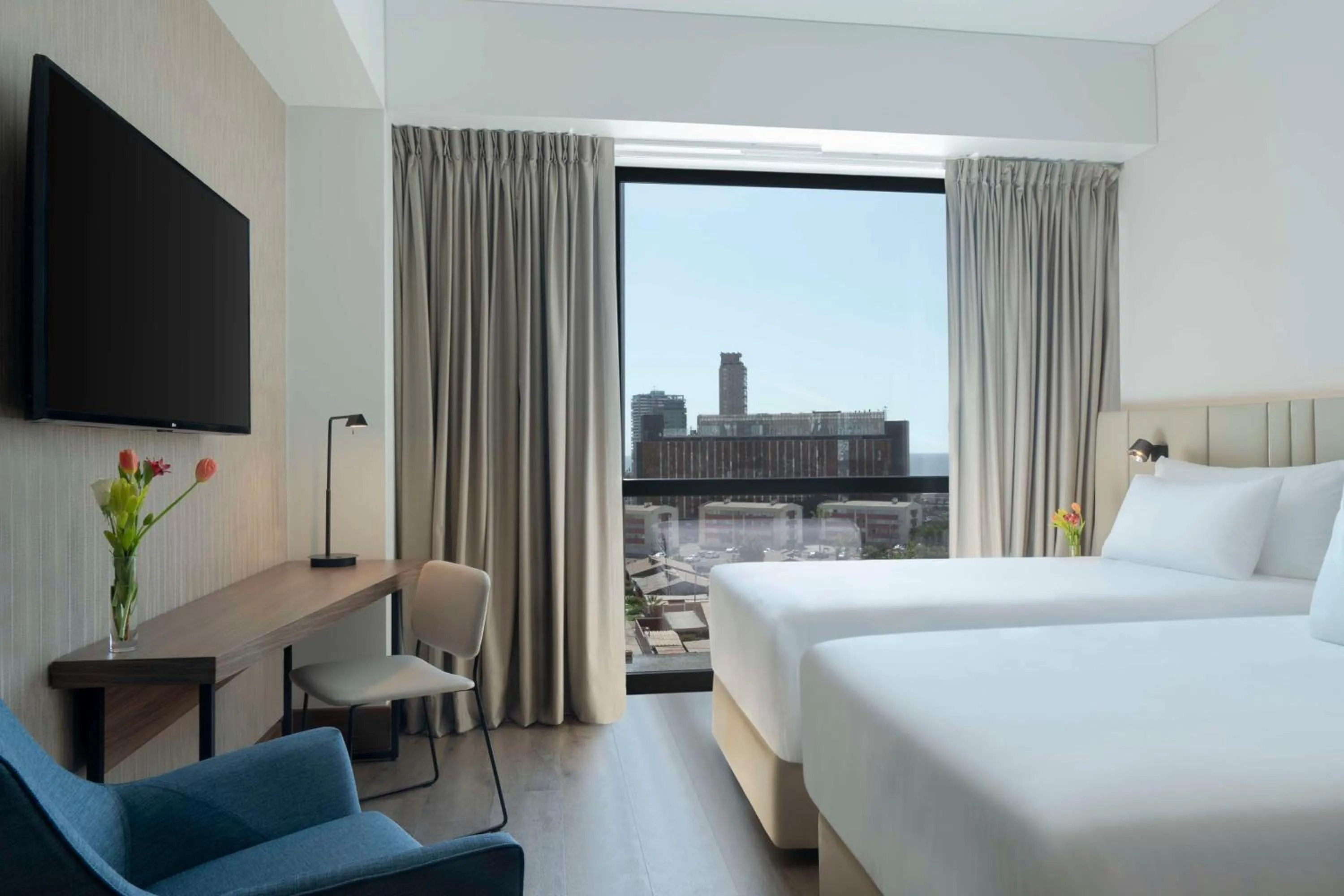 Bedroom, Bed in NH Iquique Pacifico