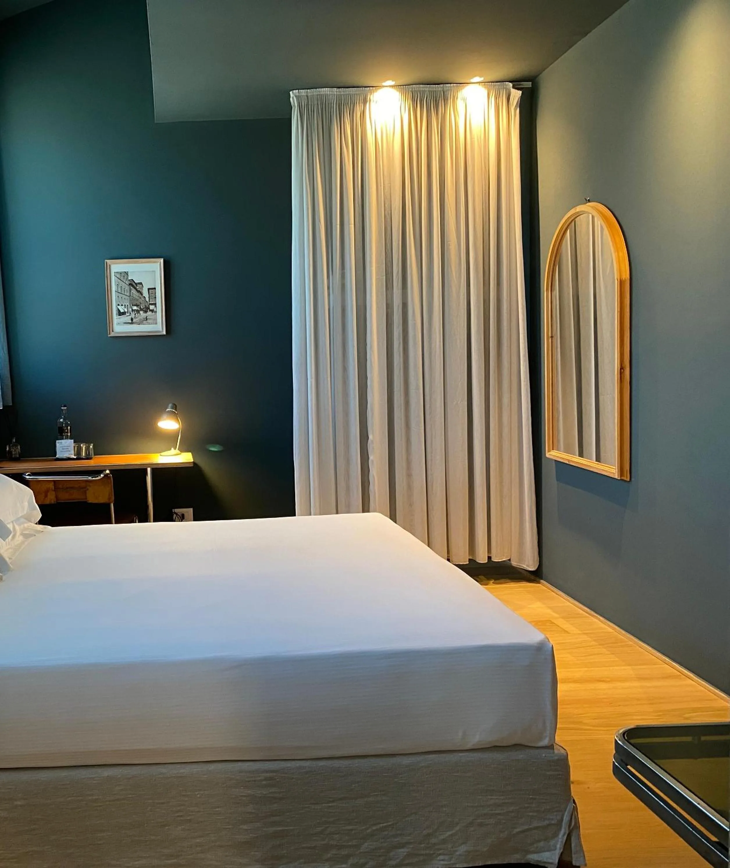 Bed in Riva Lofts Florence