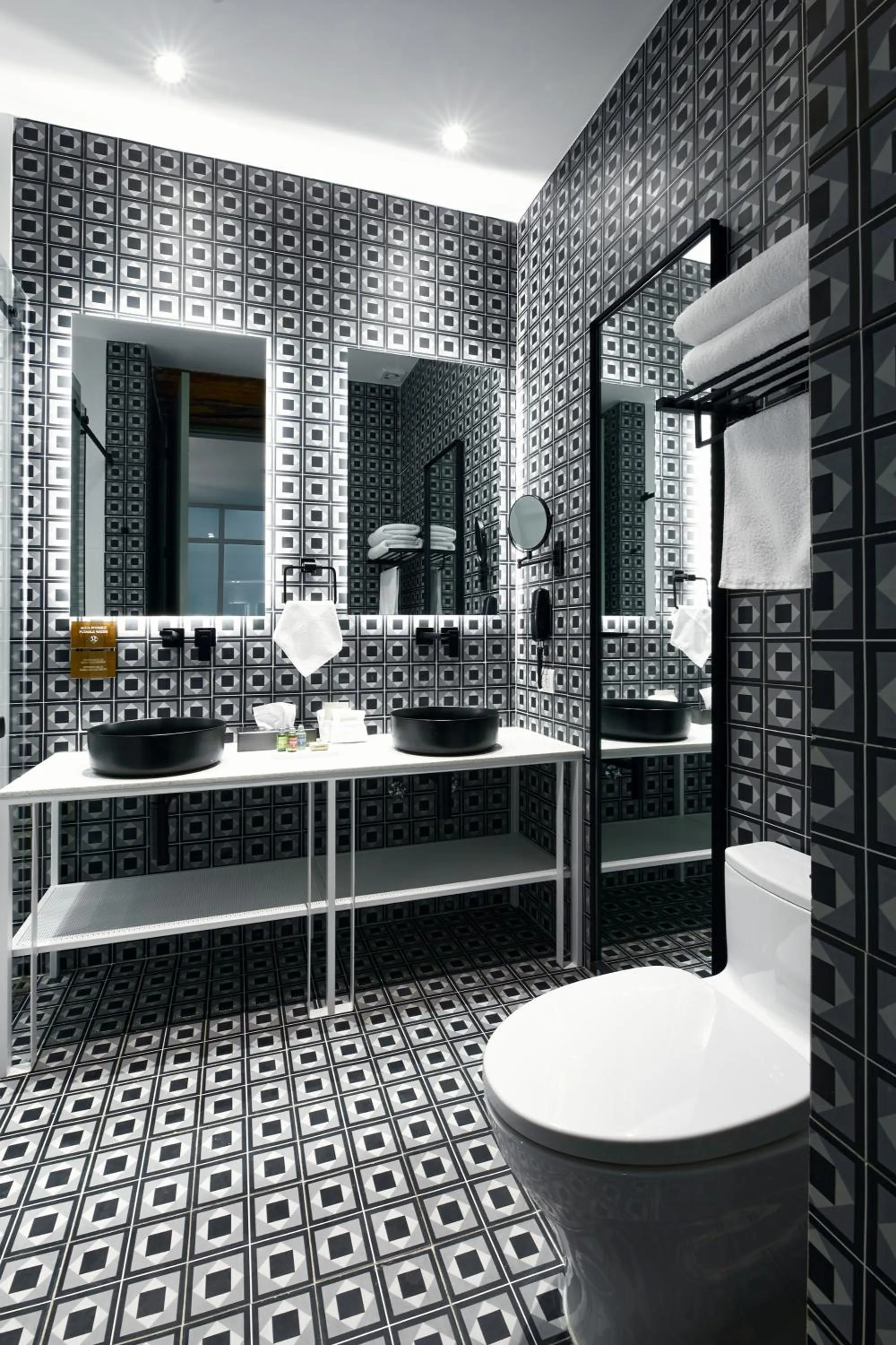 Bathroom in Casa Firenza Hotel & Suites Boutique