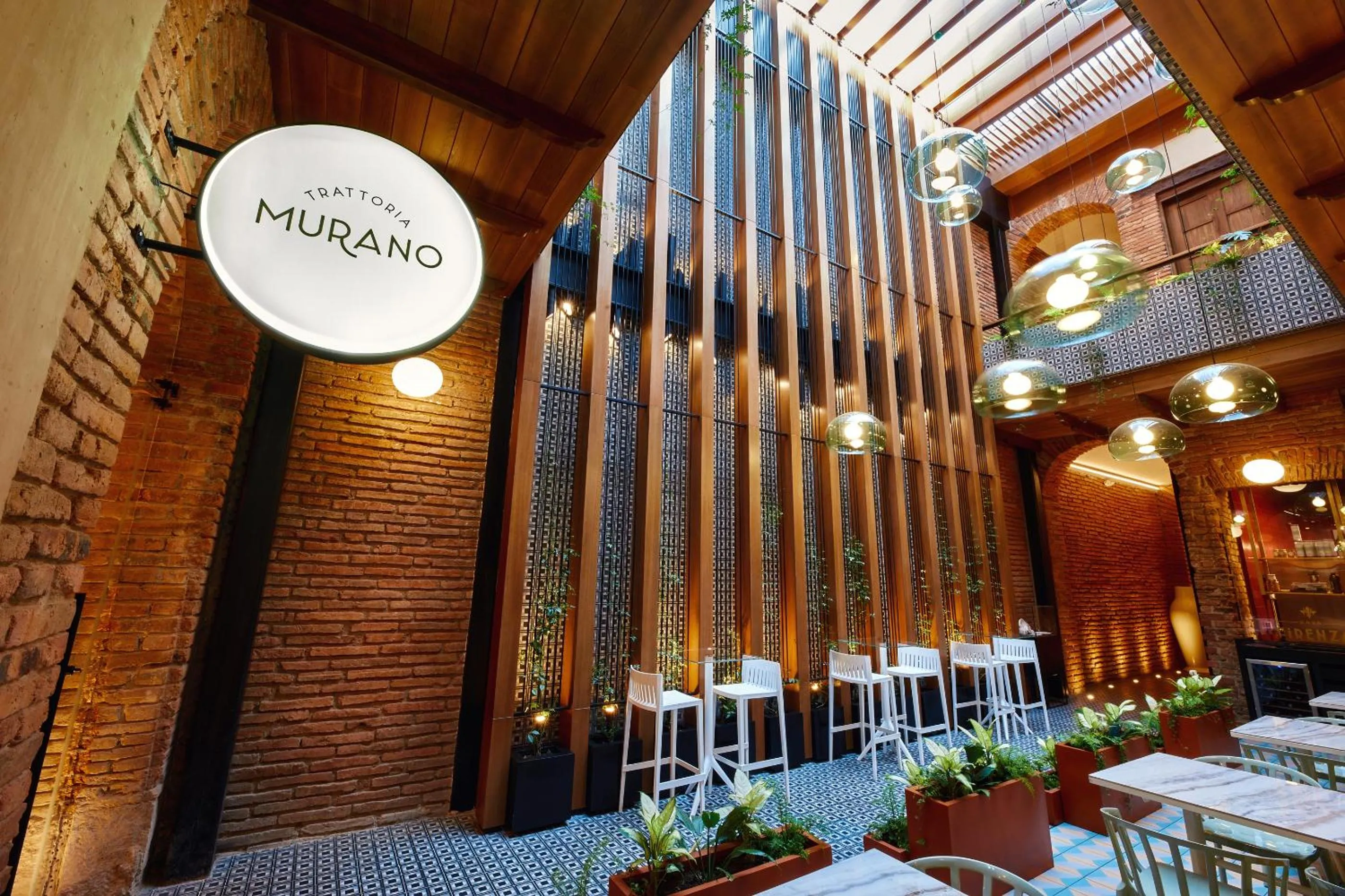 Restaurant/places to eat in Casa Firenza Hotel & Suites Boutique