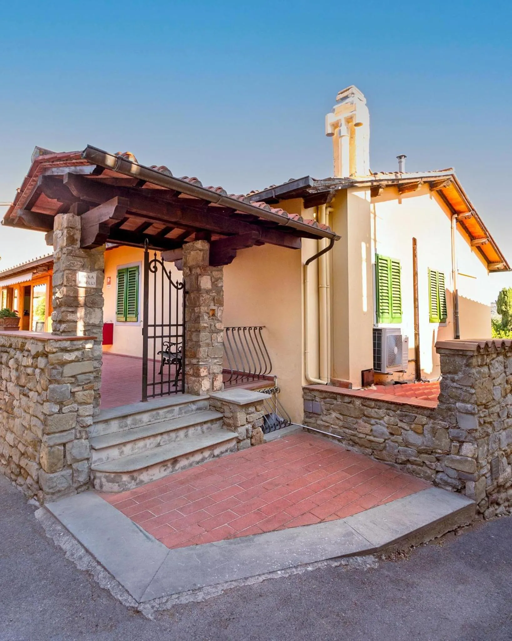 Property building in Hotel Villa Bonelli