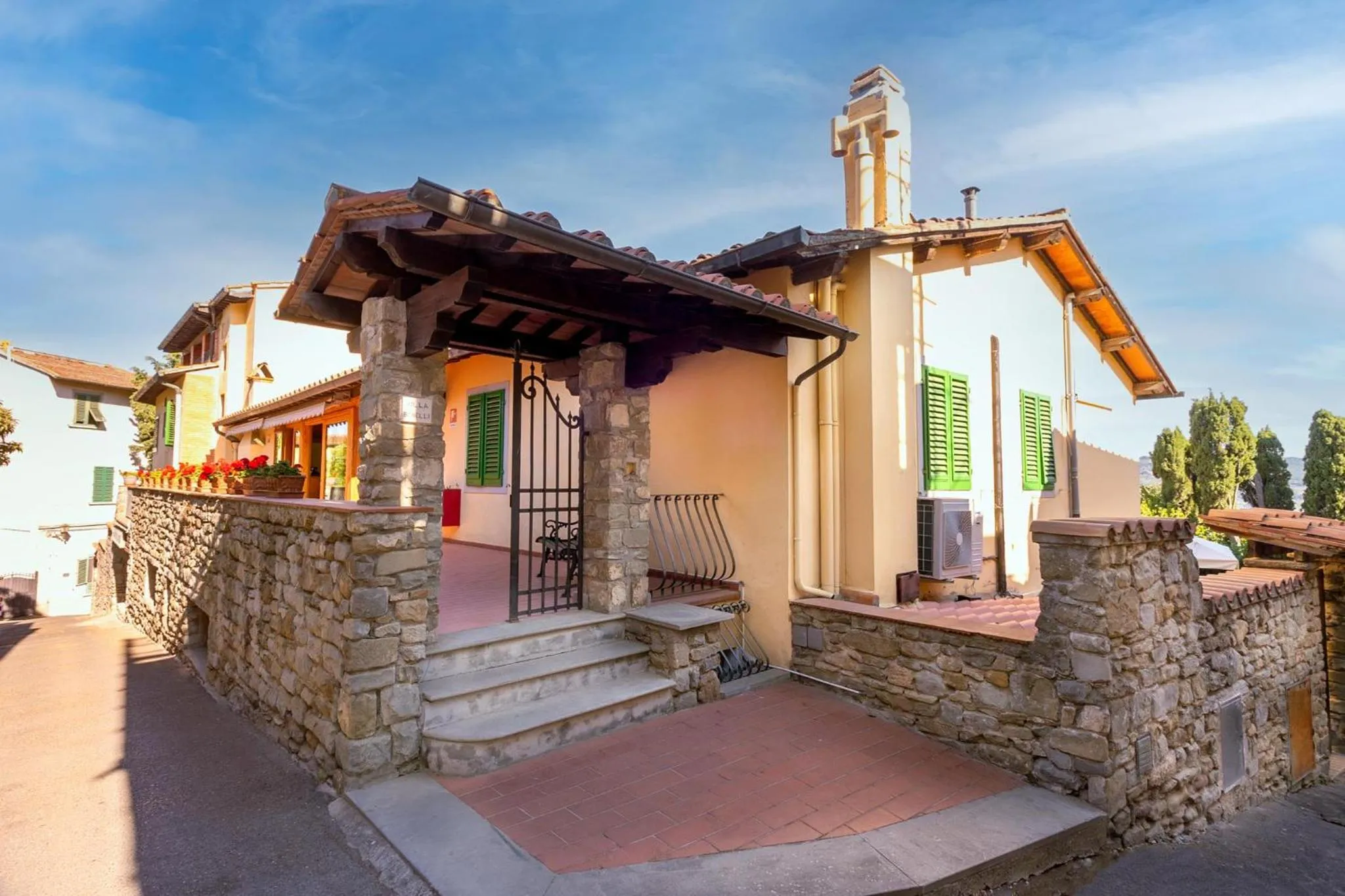 Property building in Hotel Villa Bonelli