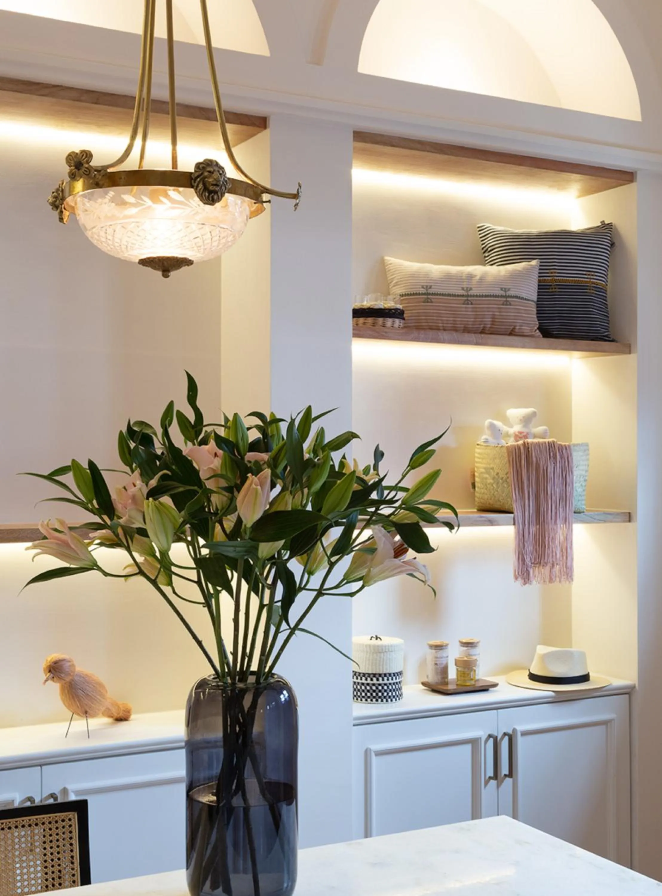 Shopping Area in Más Palomas Concept House by Paloma's Hotels - Adults Only