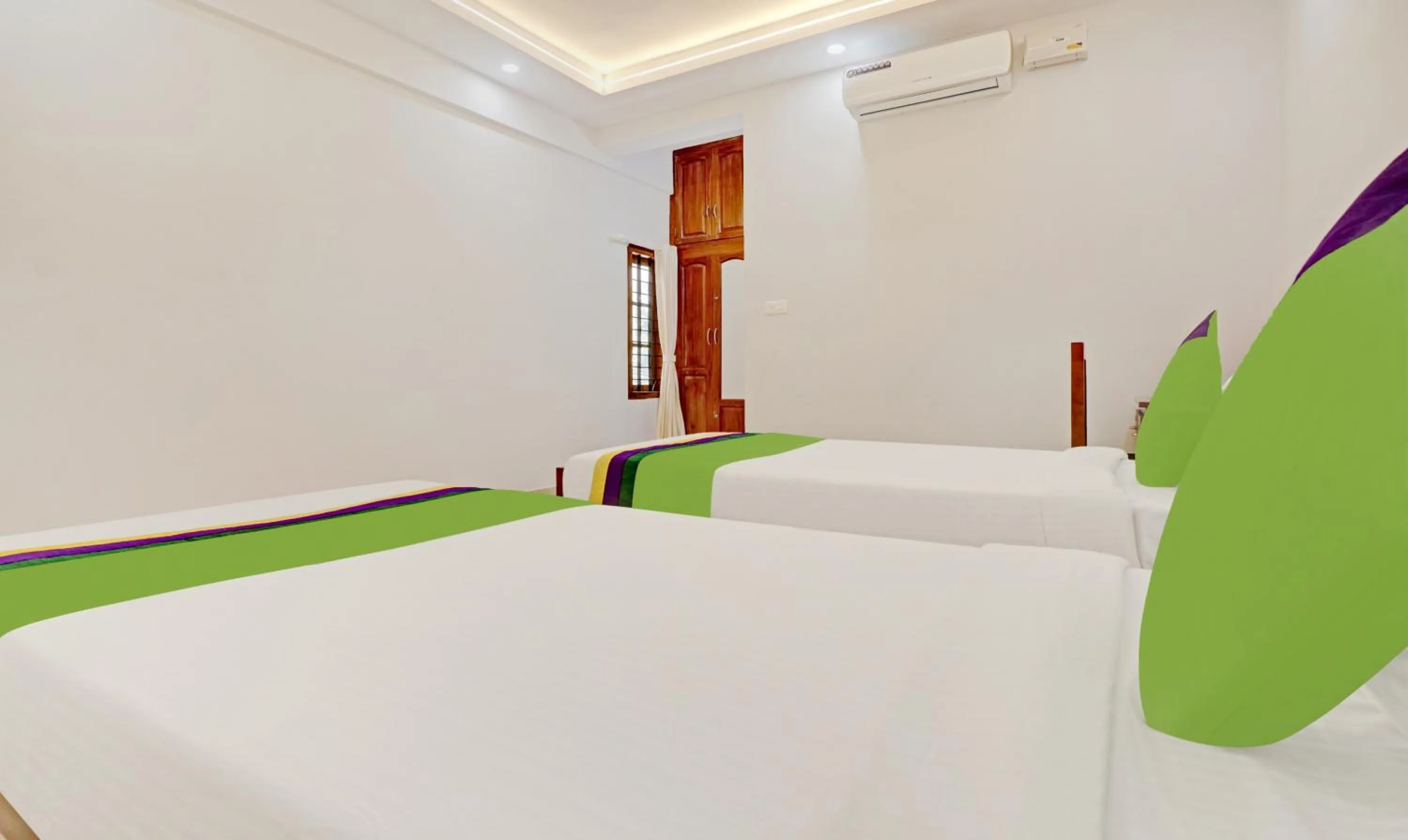 Bedroom in Itsy Hotels Palm Grove By D2V