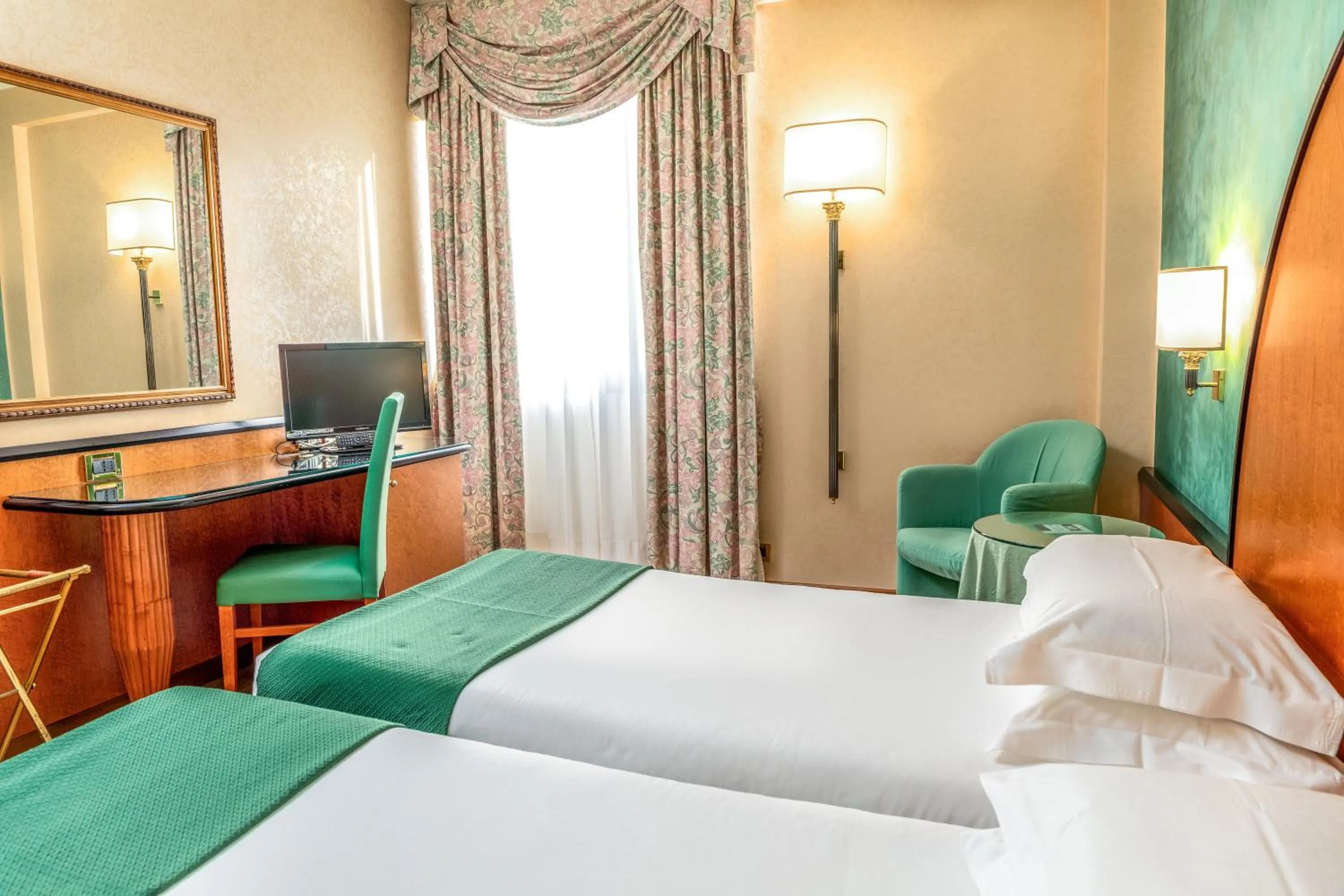 Bed in Hotel Principe