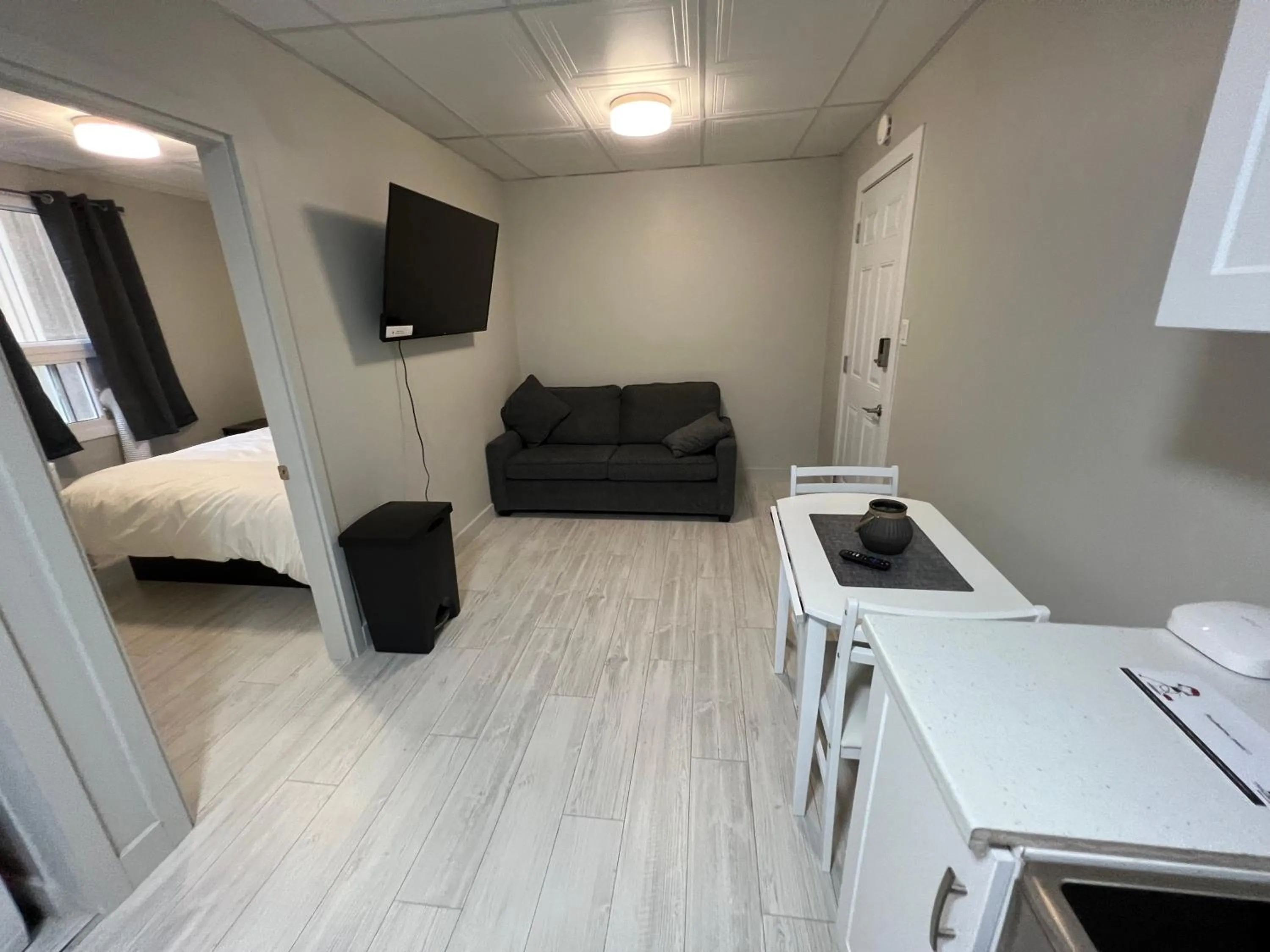 Photo of the whole room, Bed in Le Centre-Ville