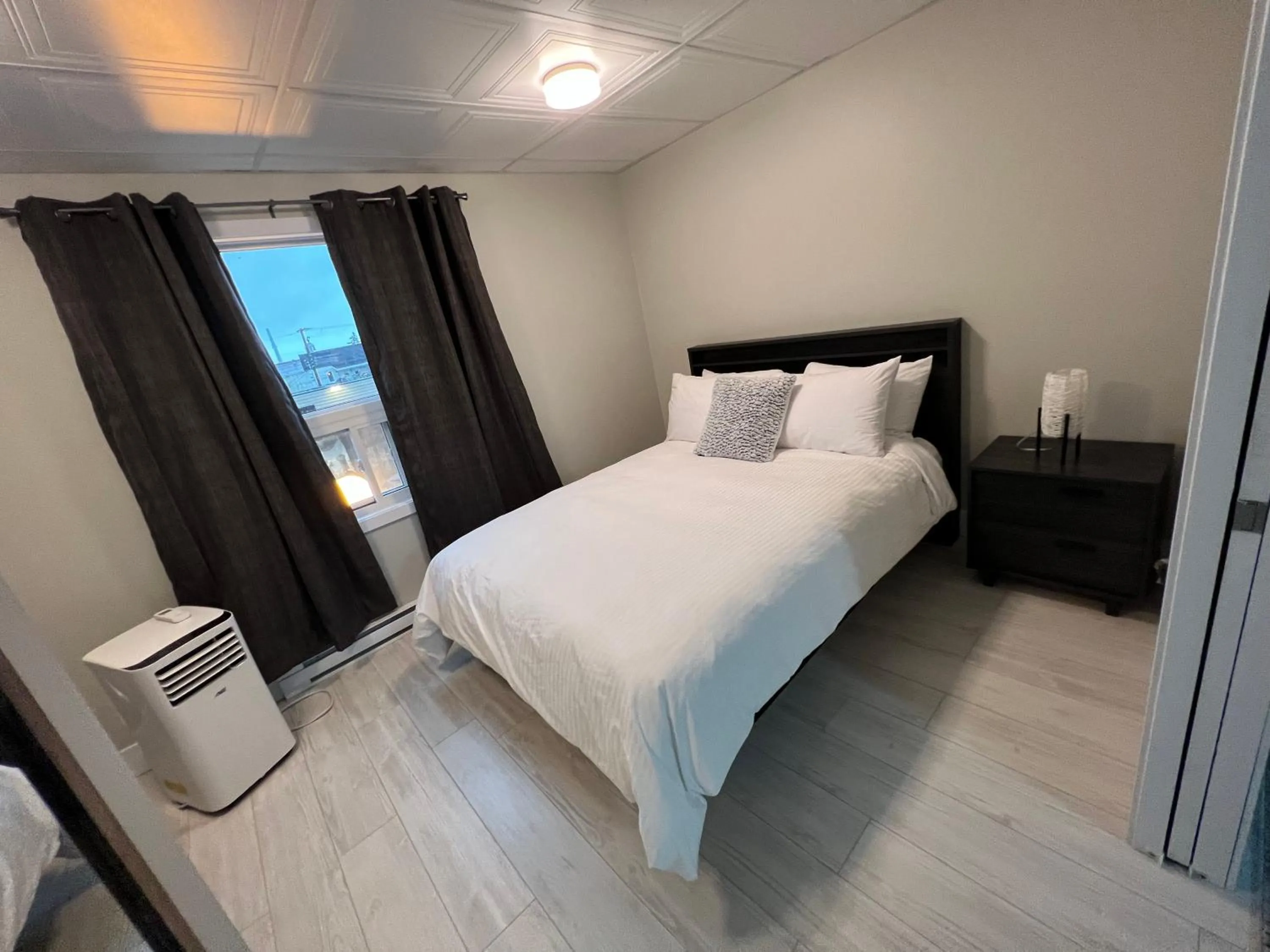 Bedroom, Bed in Le Centre-Ville