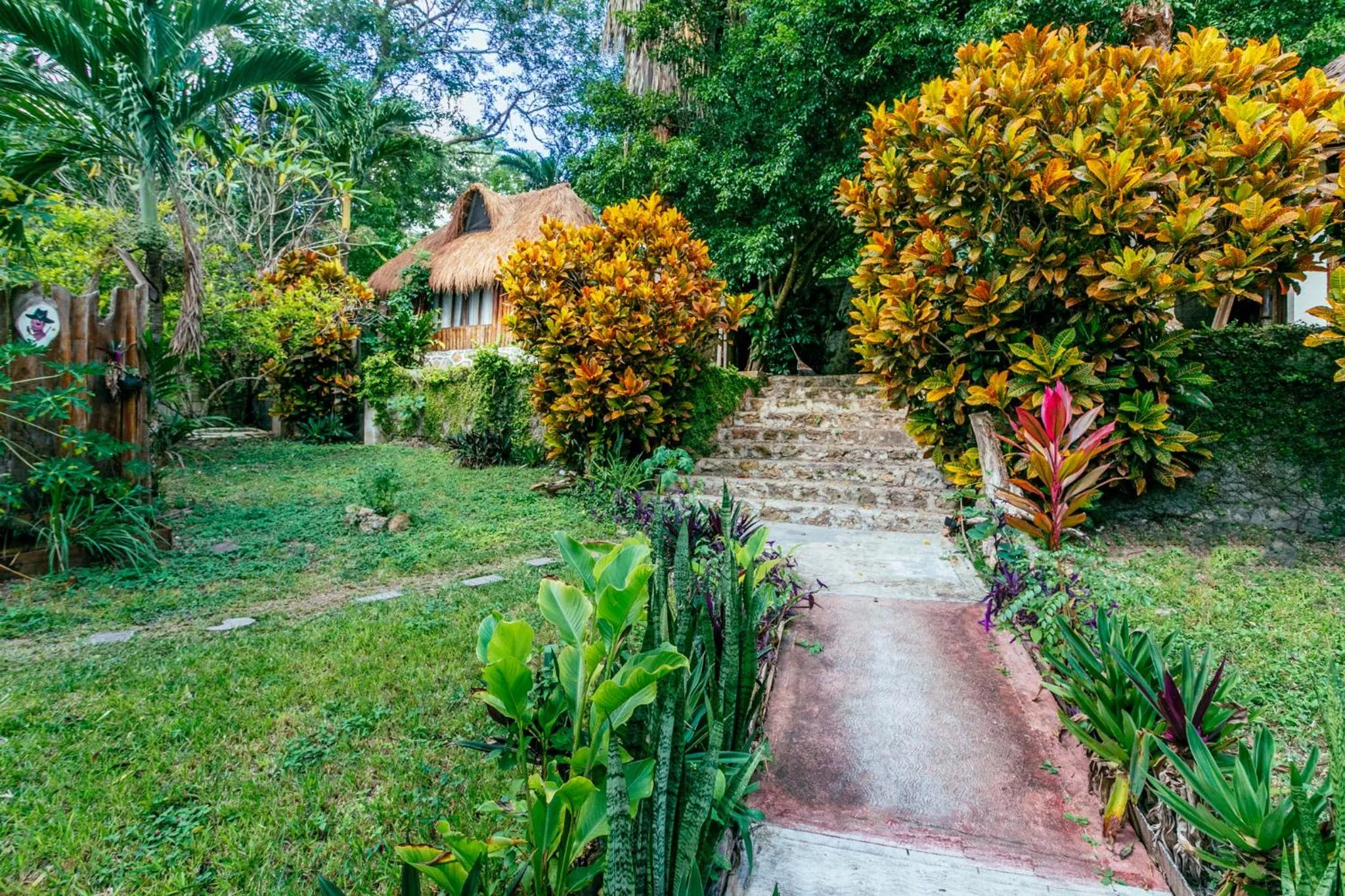 Natural landscape in Villa Santuario Lake front Oasis