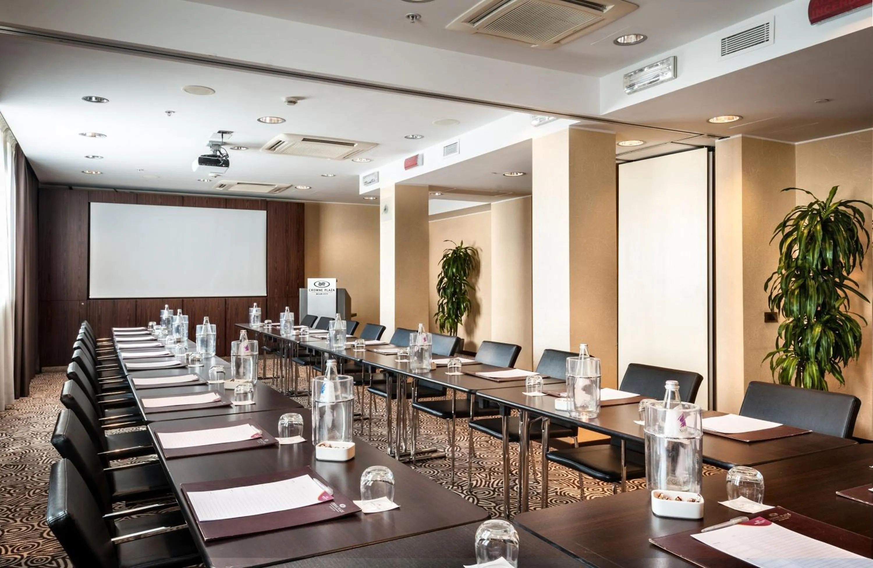 Meeting/conference room in Crowne Plaza Milan City by IHG