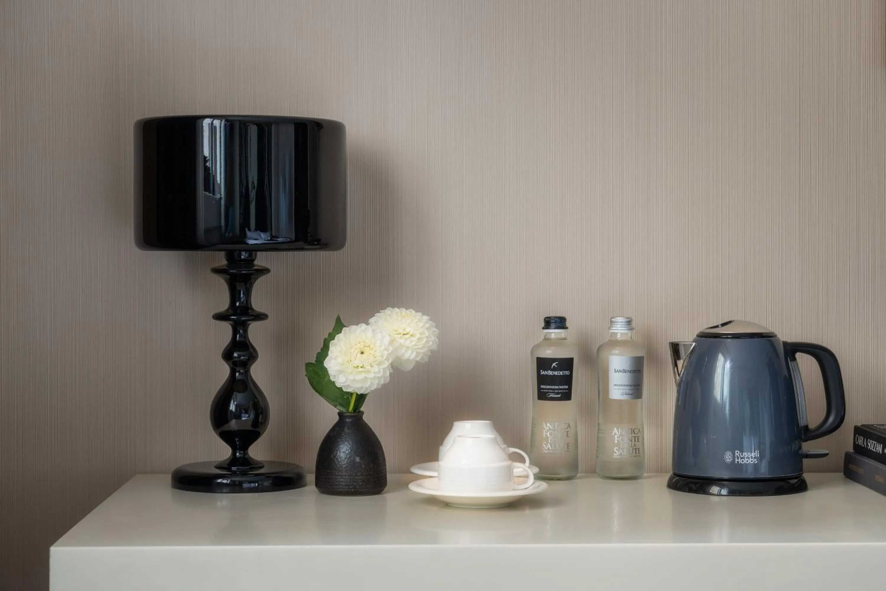 Photo of the whole room in Crowne Plaza Milan City by IHG