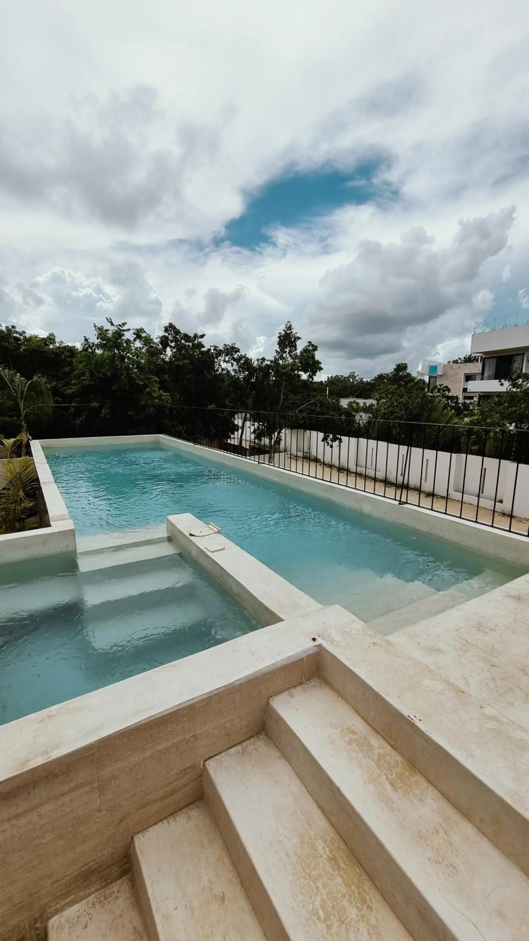 Pool view in Condominio en Tulum, la Veleta.