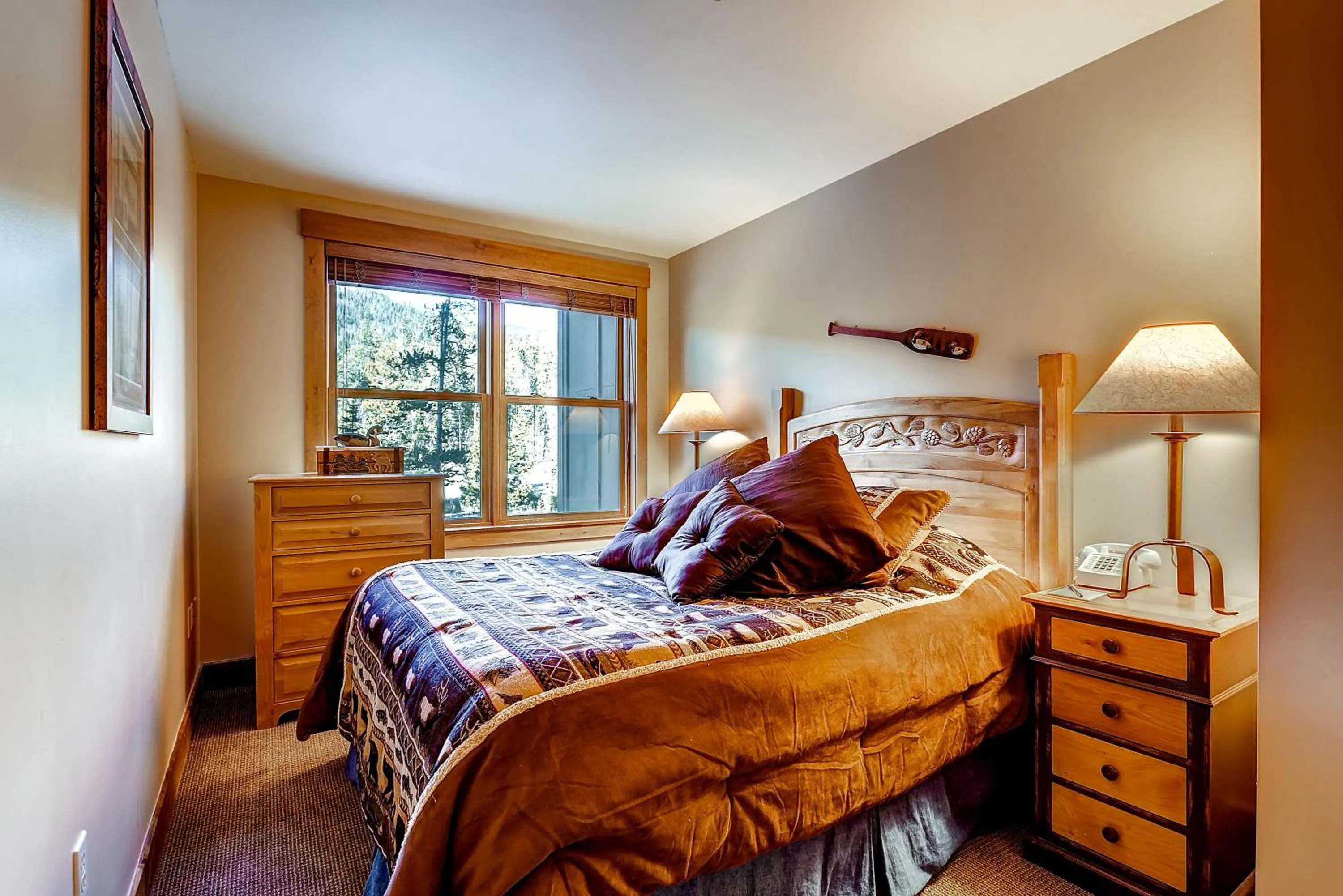 Photo of the whole room, Bed in The Springs Condominiums by Keystone Resort