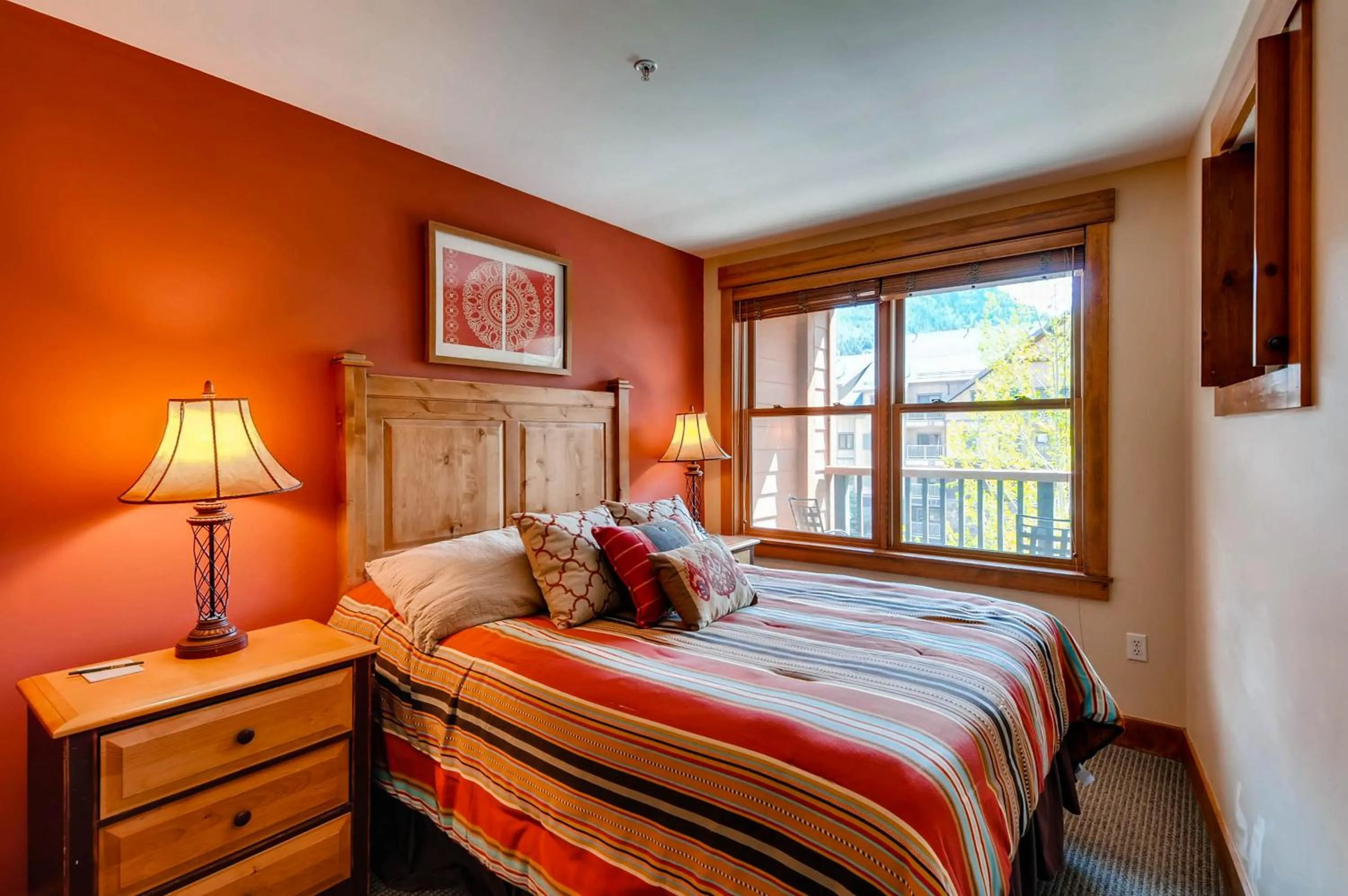 Photo of the whole room, Bed in The Springs Condominiums by Keystone Resort