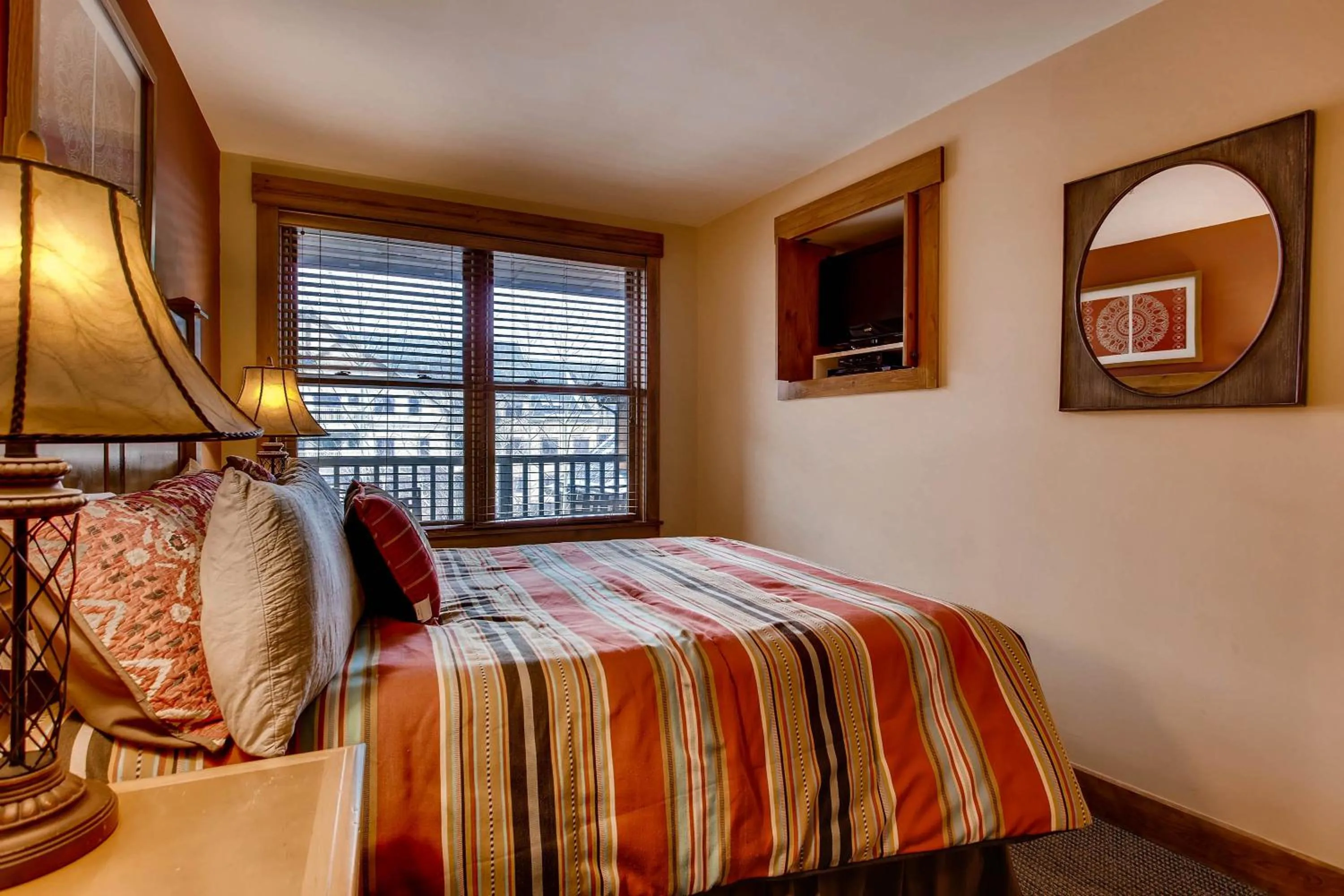 Photo of the whole room, Bed in The Springs Condominiums by Keystone Resort