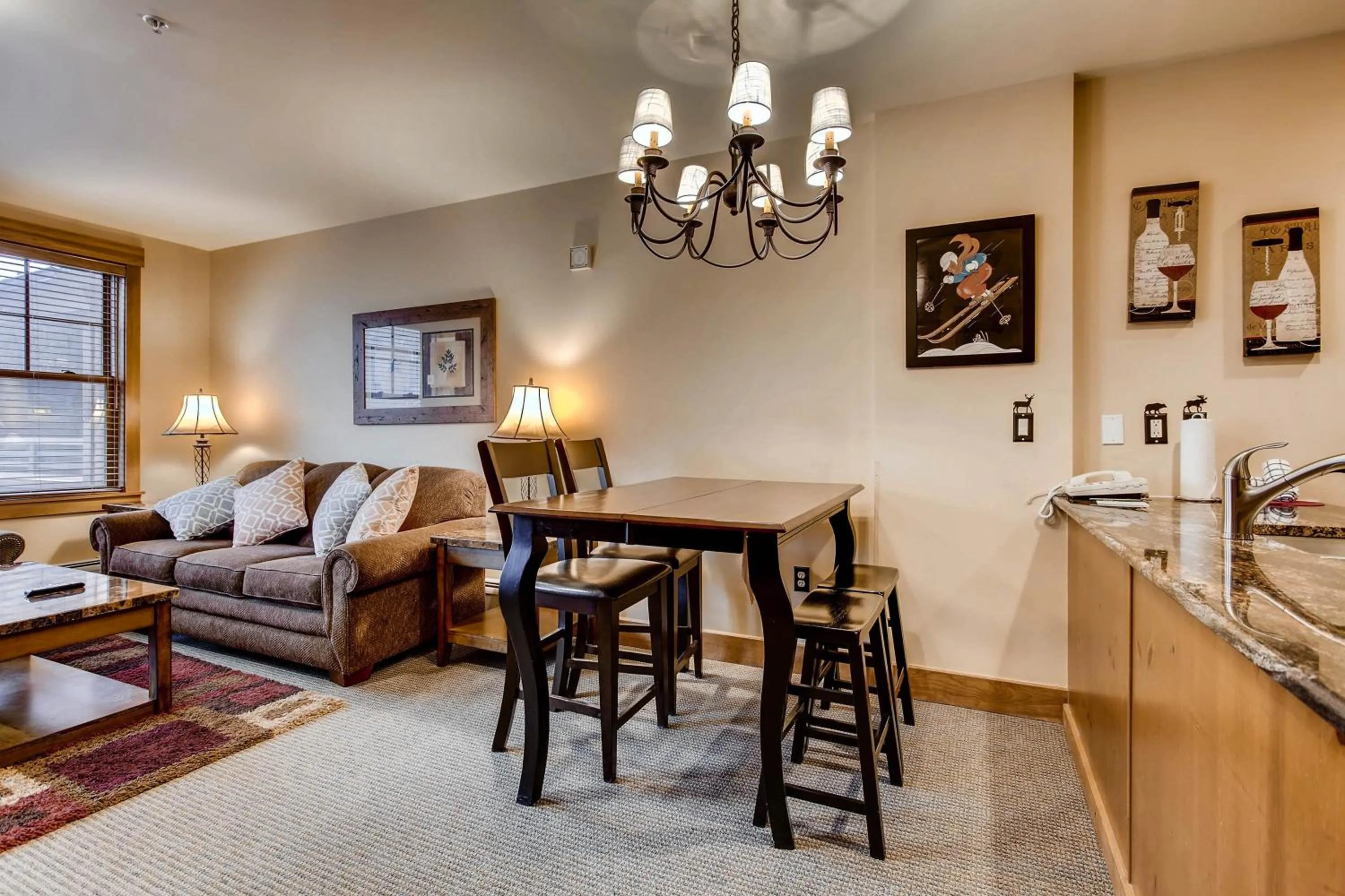 Food and drinks in The Springs Condominiums by Keystone Resort