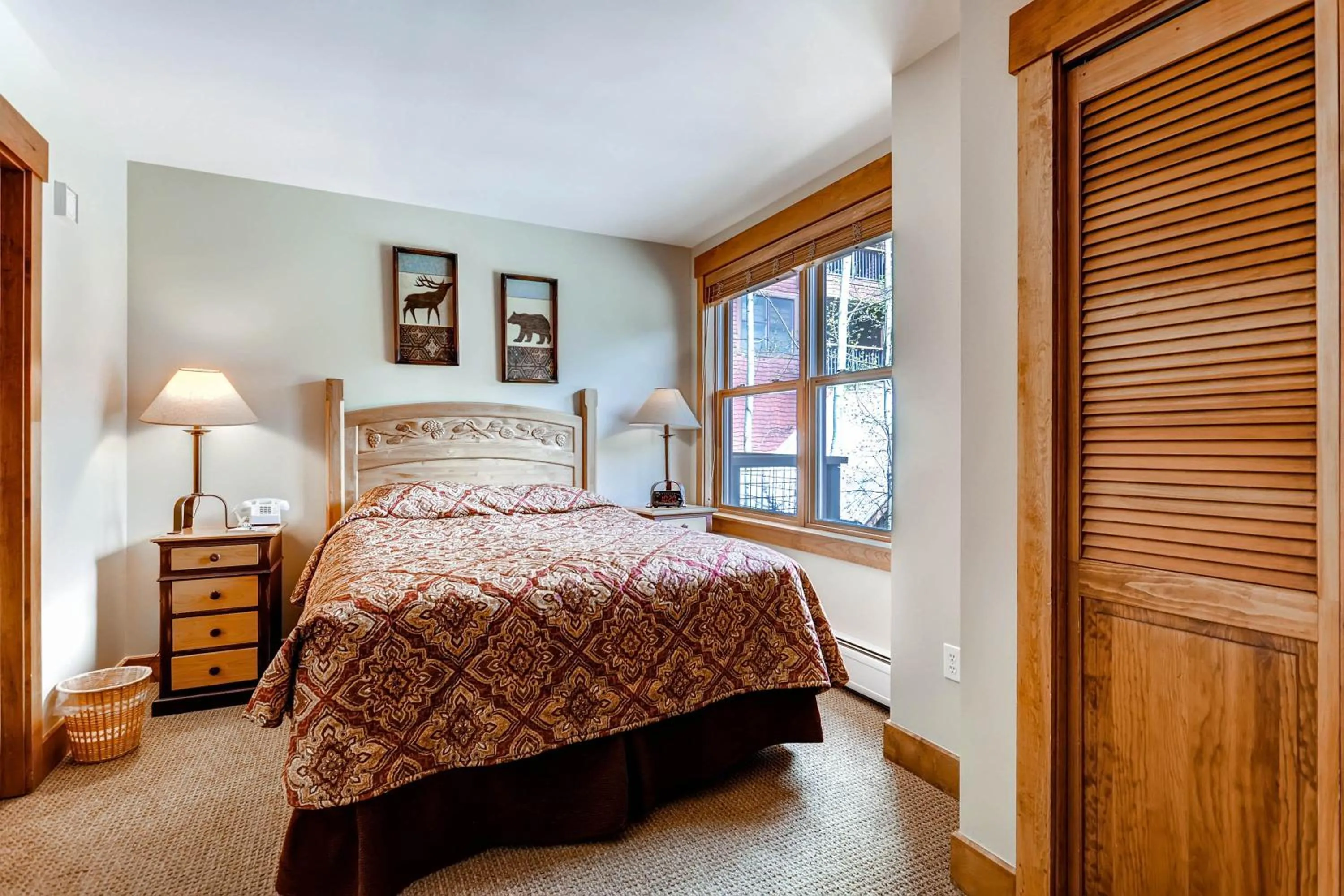 Photo of the whole room, Bed in The Springs Condominiums by Keystone Resort
